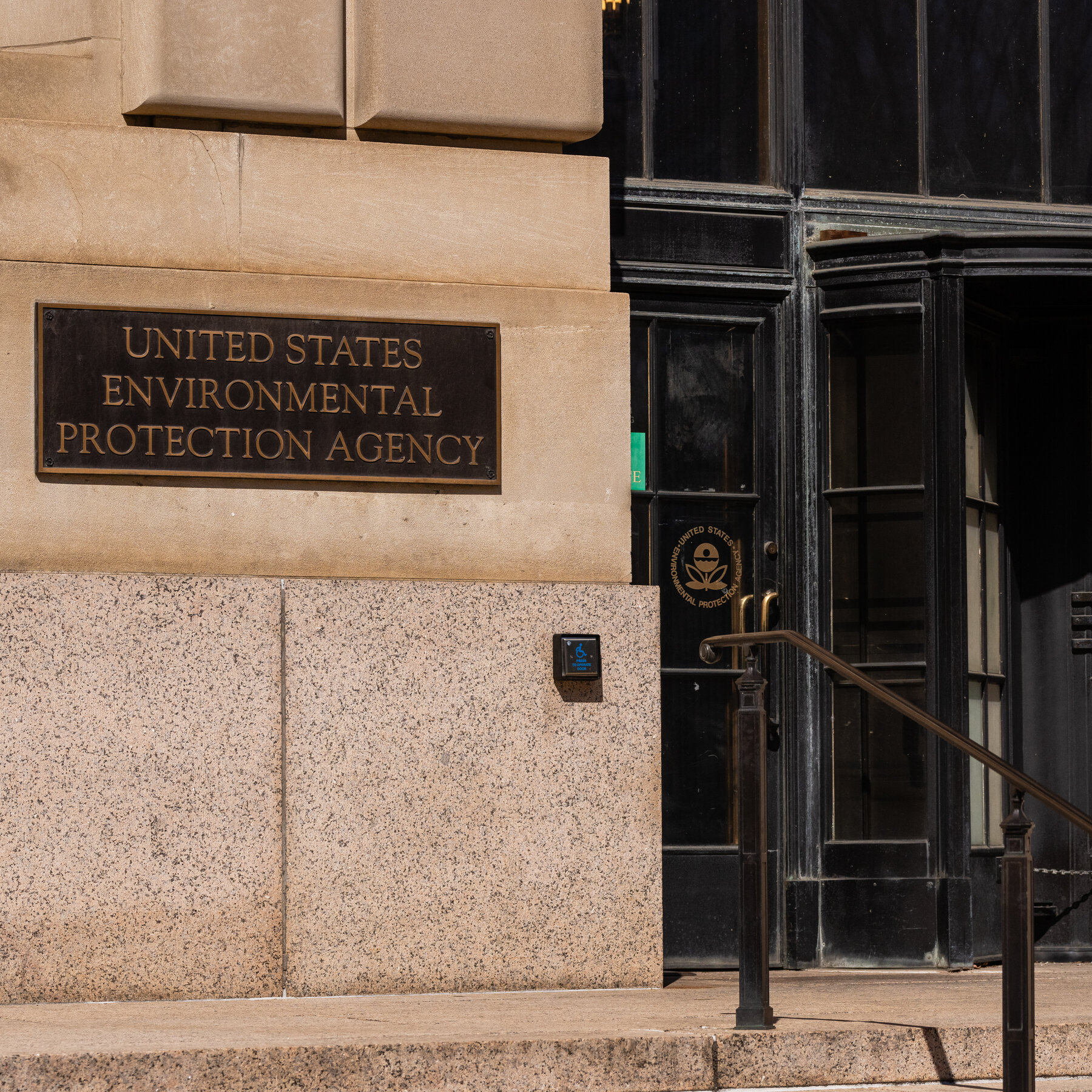 E.P.A. Says It Will Eliminate Its Scientific Research Arm