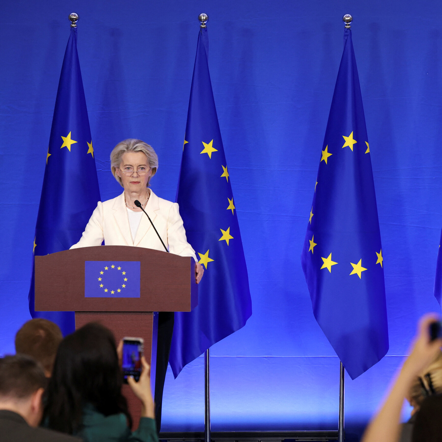 Europe Nears U.S. Trade Deal, but Stands Ready to Retaliate