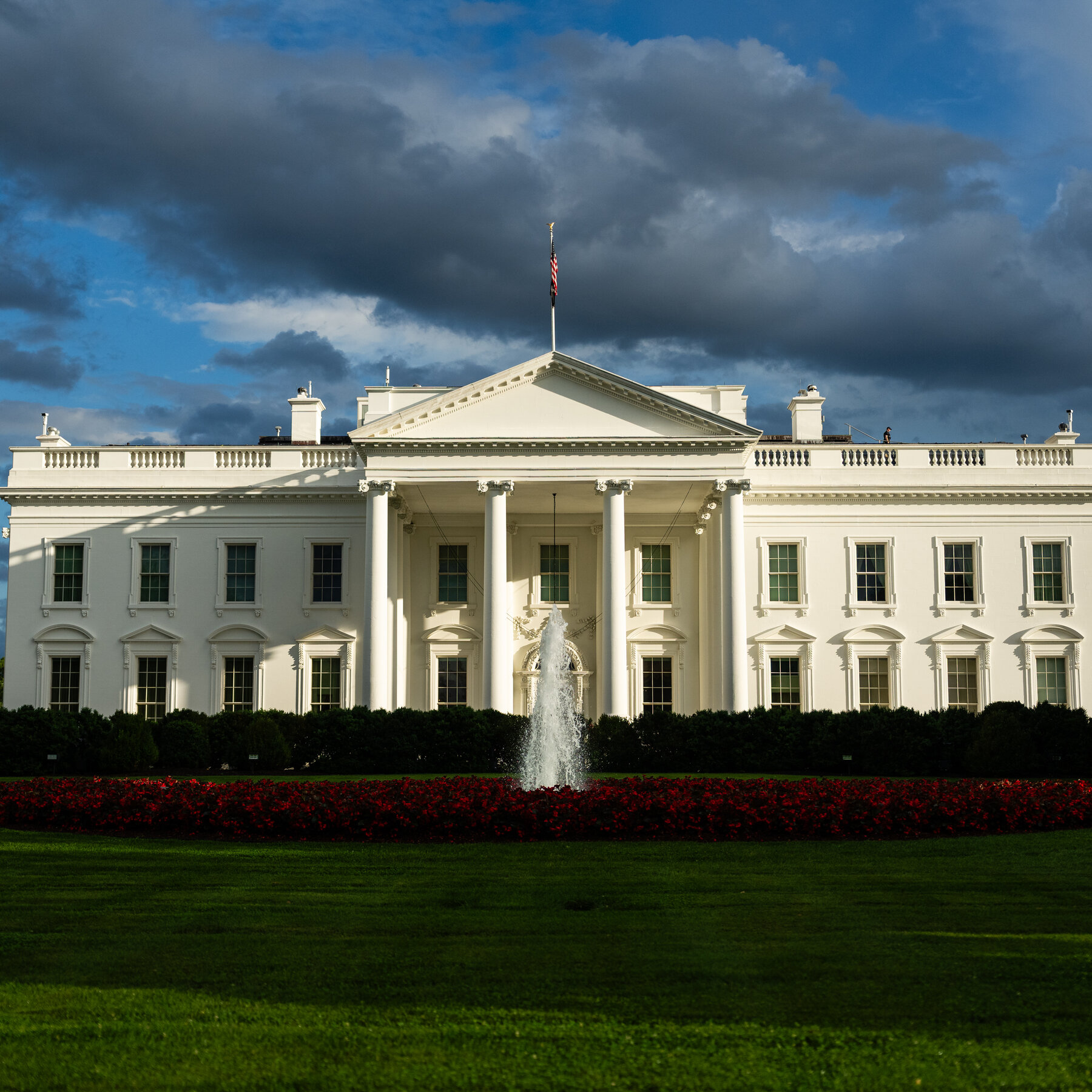 Experts Raise Concerns Over Trump’s White House Ballroom Renovation Plans