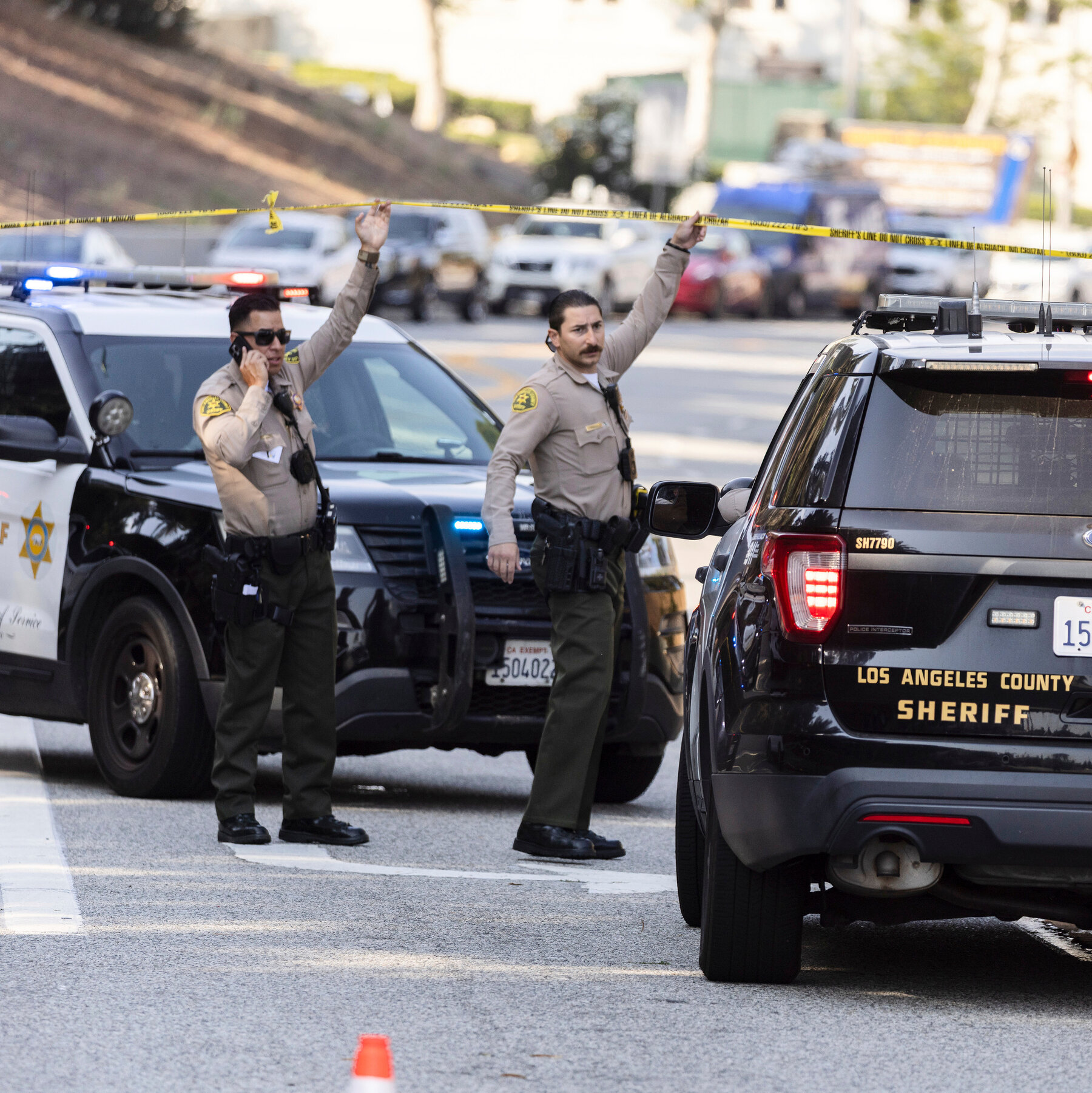 Explosion at Los Angeles Training Center Kills 3 Sheriff’s Deputies