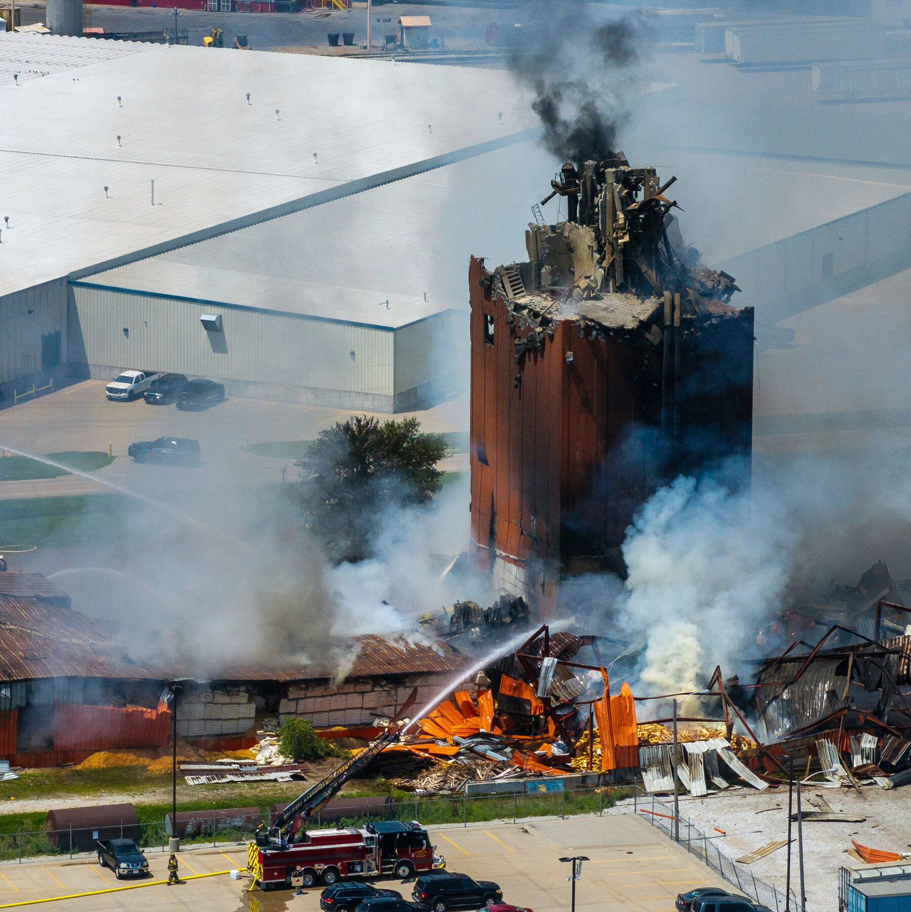 Explosion at Nebraska Biofuel Plant Kills 3, Including 2 Girls