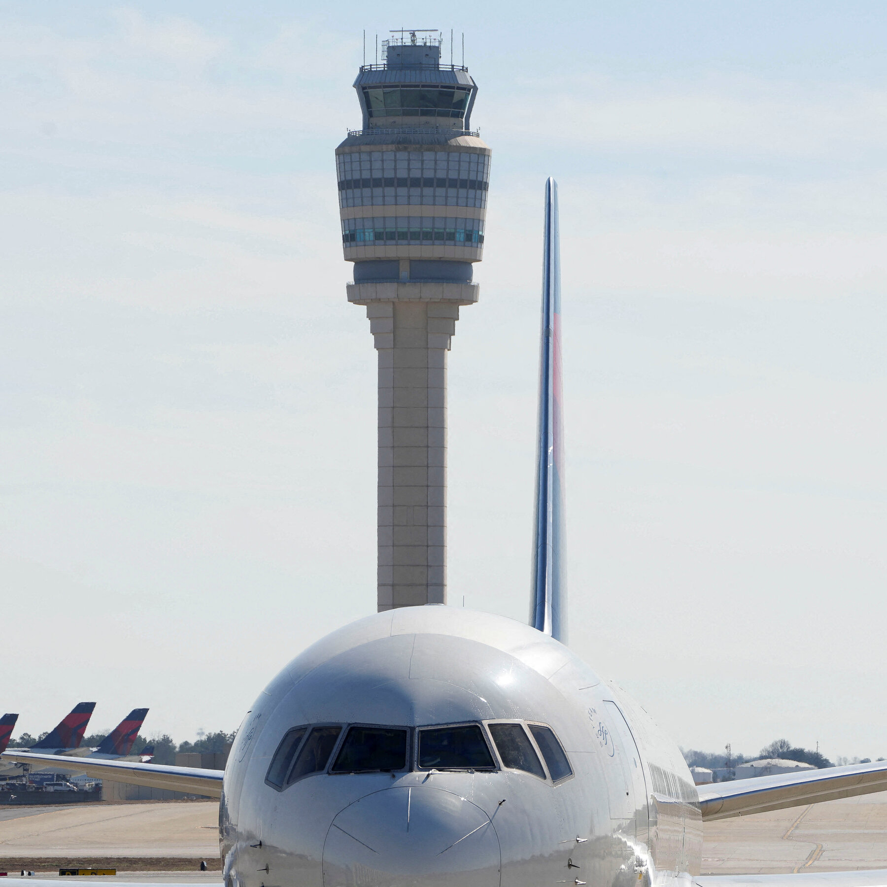 F.A.A.’s Main Warning System for Pilots Is Down, U.S. Official Says