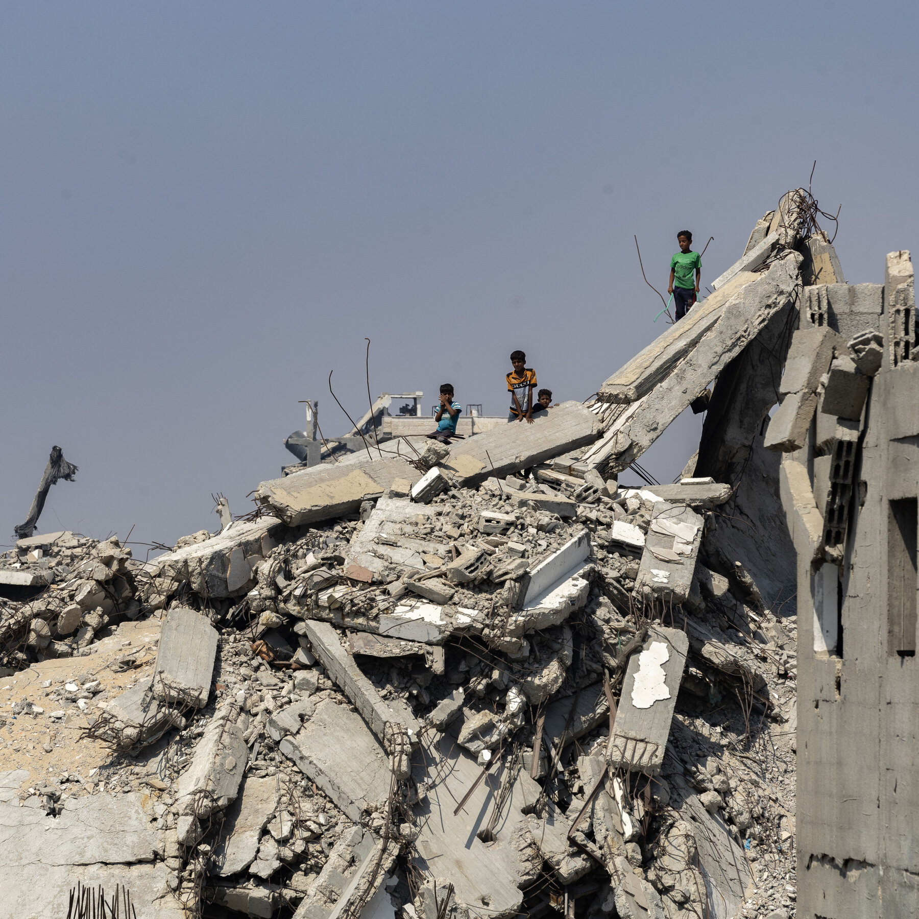 Far-Right Israeli Minister Condemns Plan for Gradual Military Expansion in Gaza