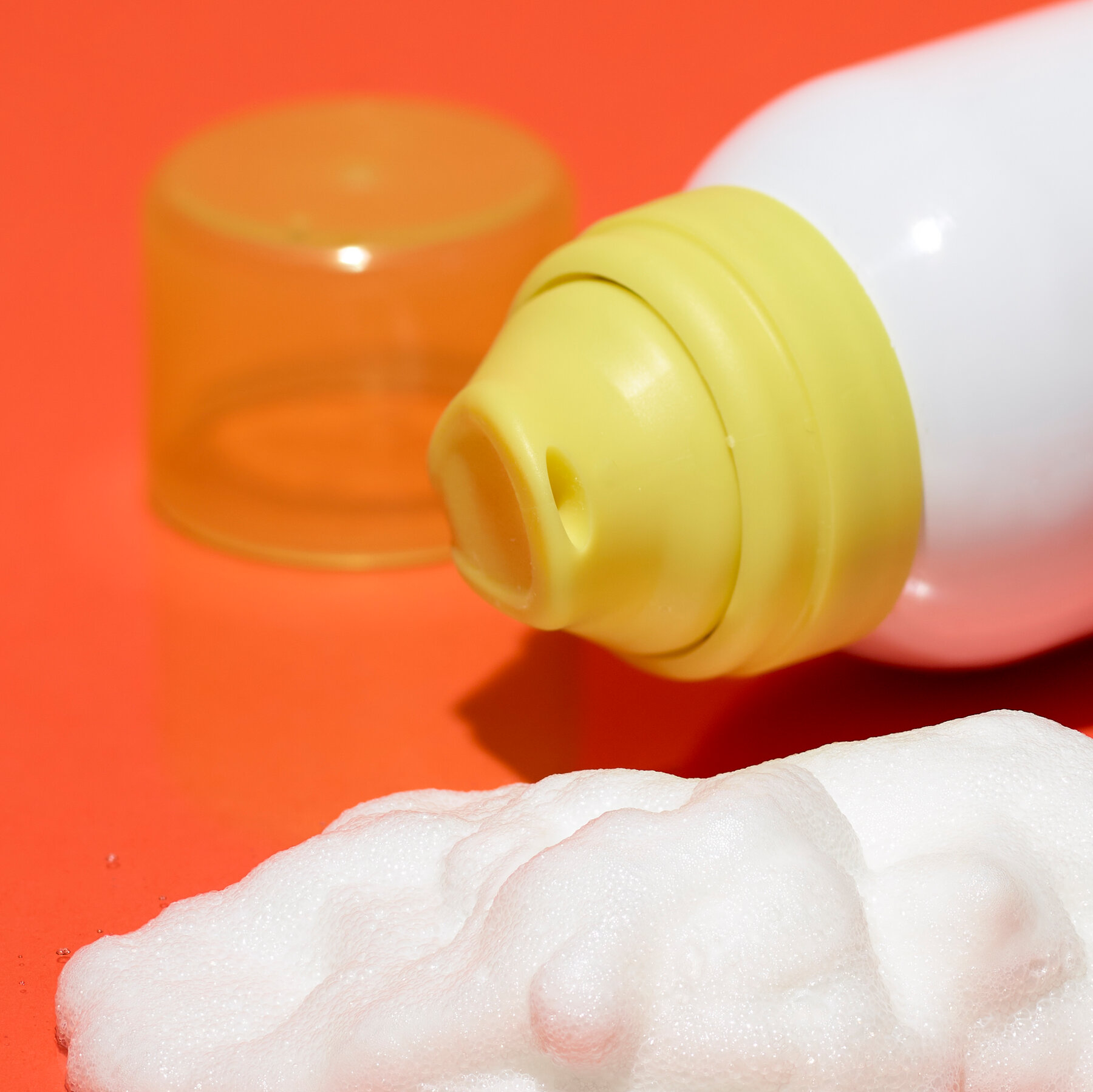 F.D.A. Targets Mousse and Foam Sunscreens