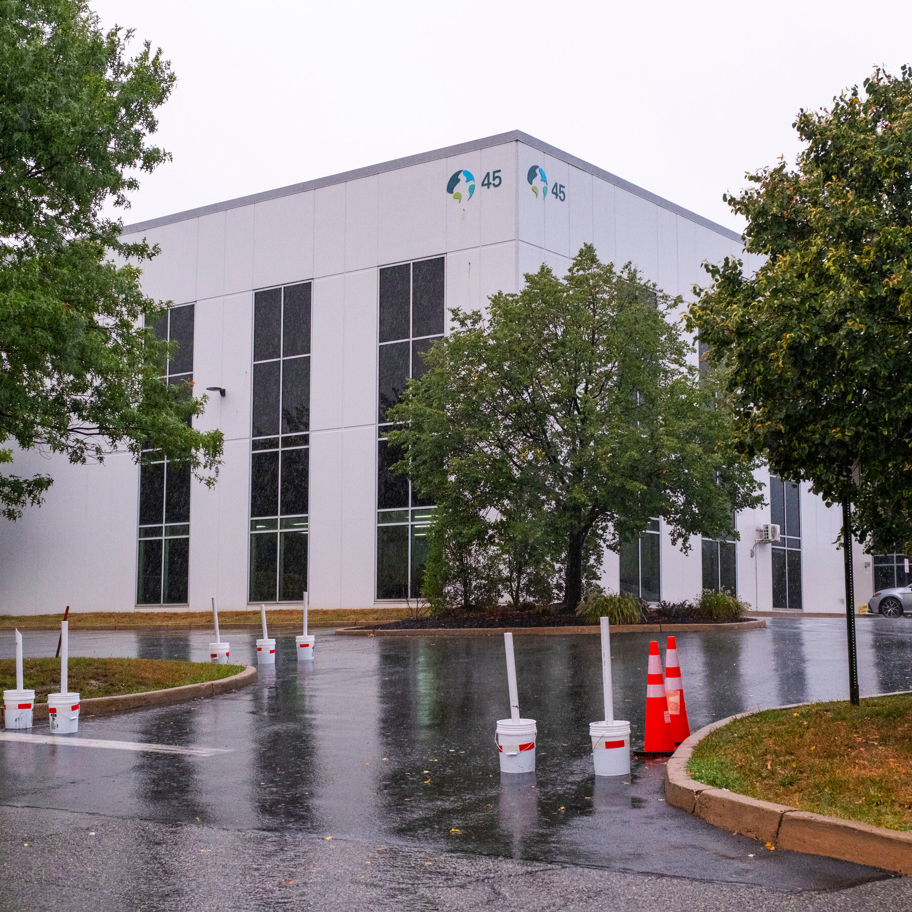 Federal Agents Detain Dozens of Workers in Raid at New Jersey Warehouse