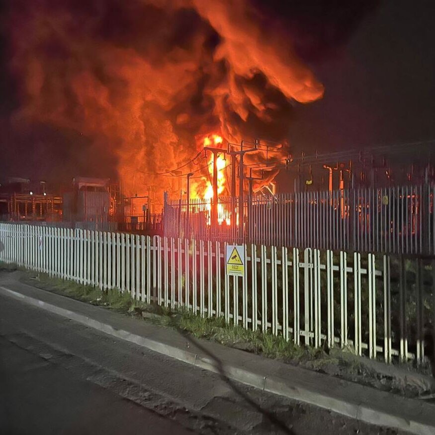 Firefighters Tackle Substation Fire That Cut Power at Heathrow Airport