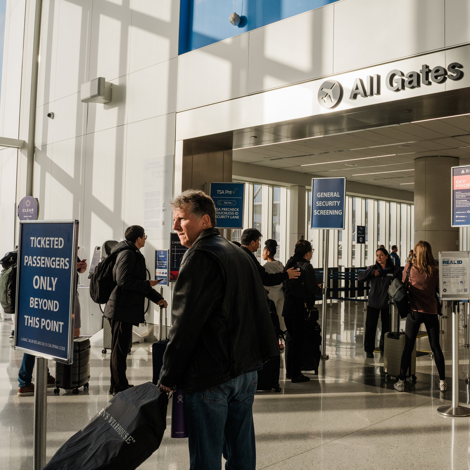 Flight Disruptions From FAA Cuts Are Limited So Far, but Some Travelers Still Suffer