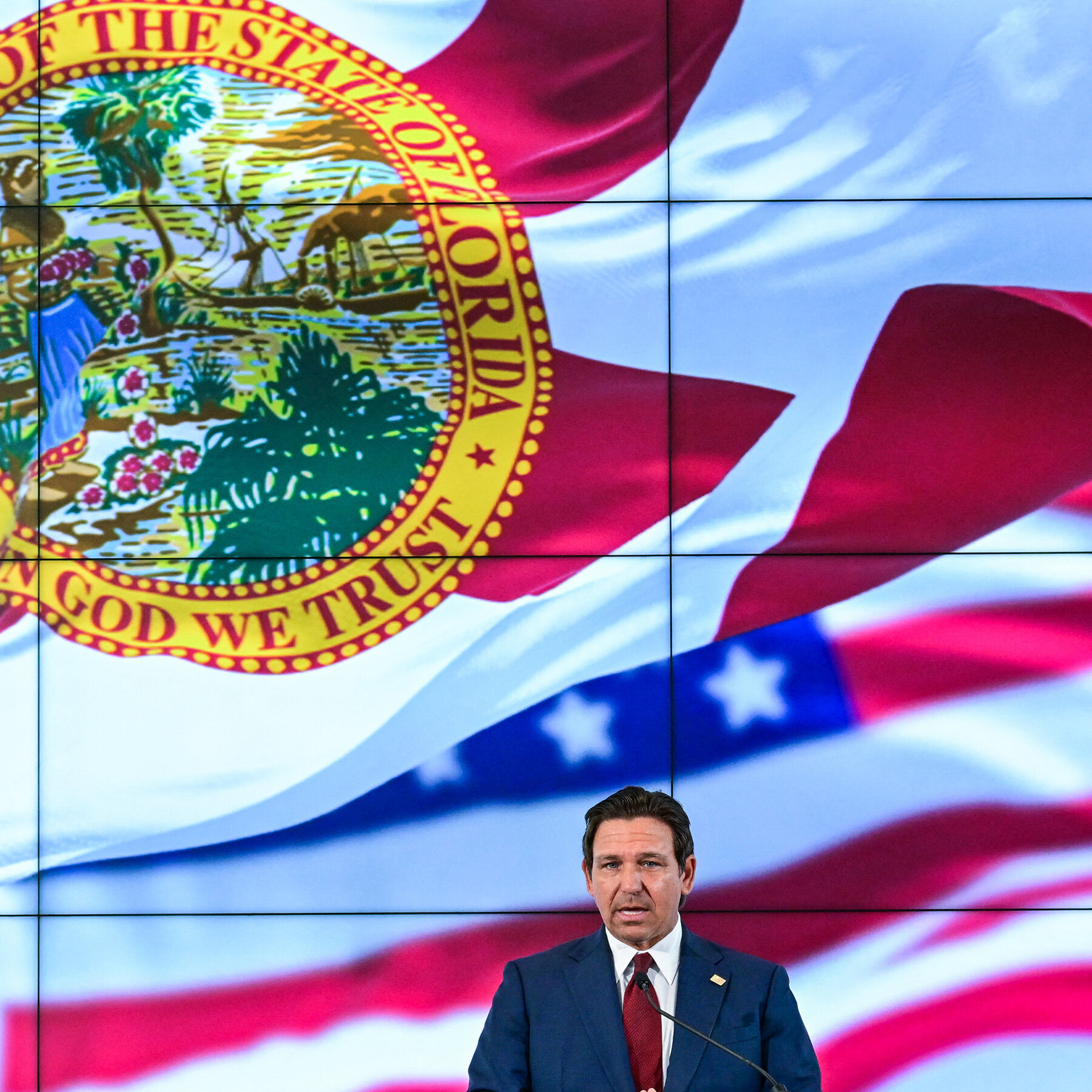 Florida Universities to Stop Hiring Foreign H-1B Workers Under DeSantis Plan