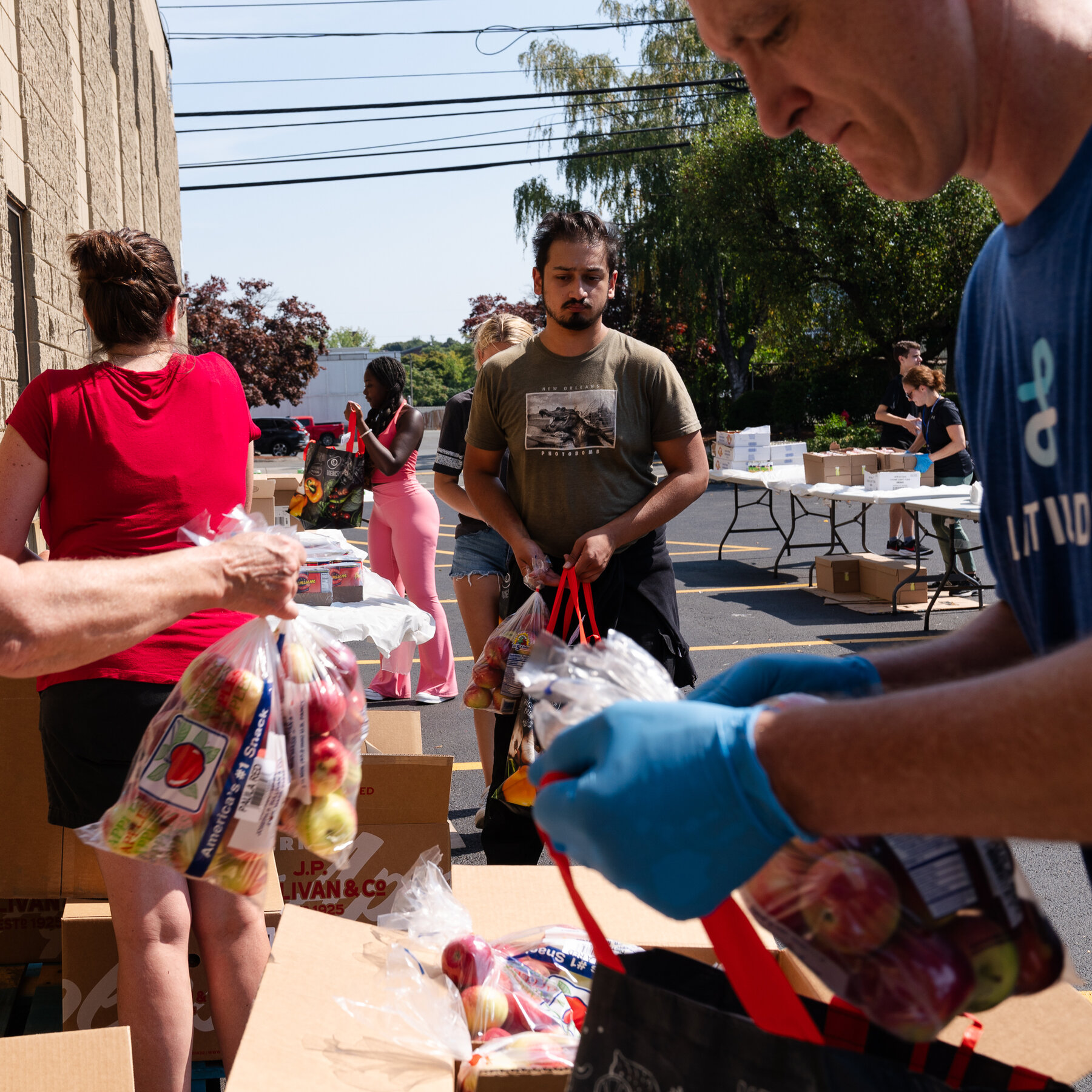Food Banks Left in the Lurch as U.S.D.A. Shipments Are Suspended