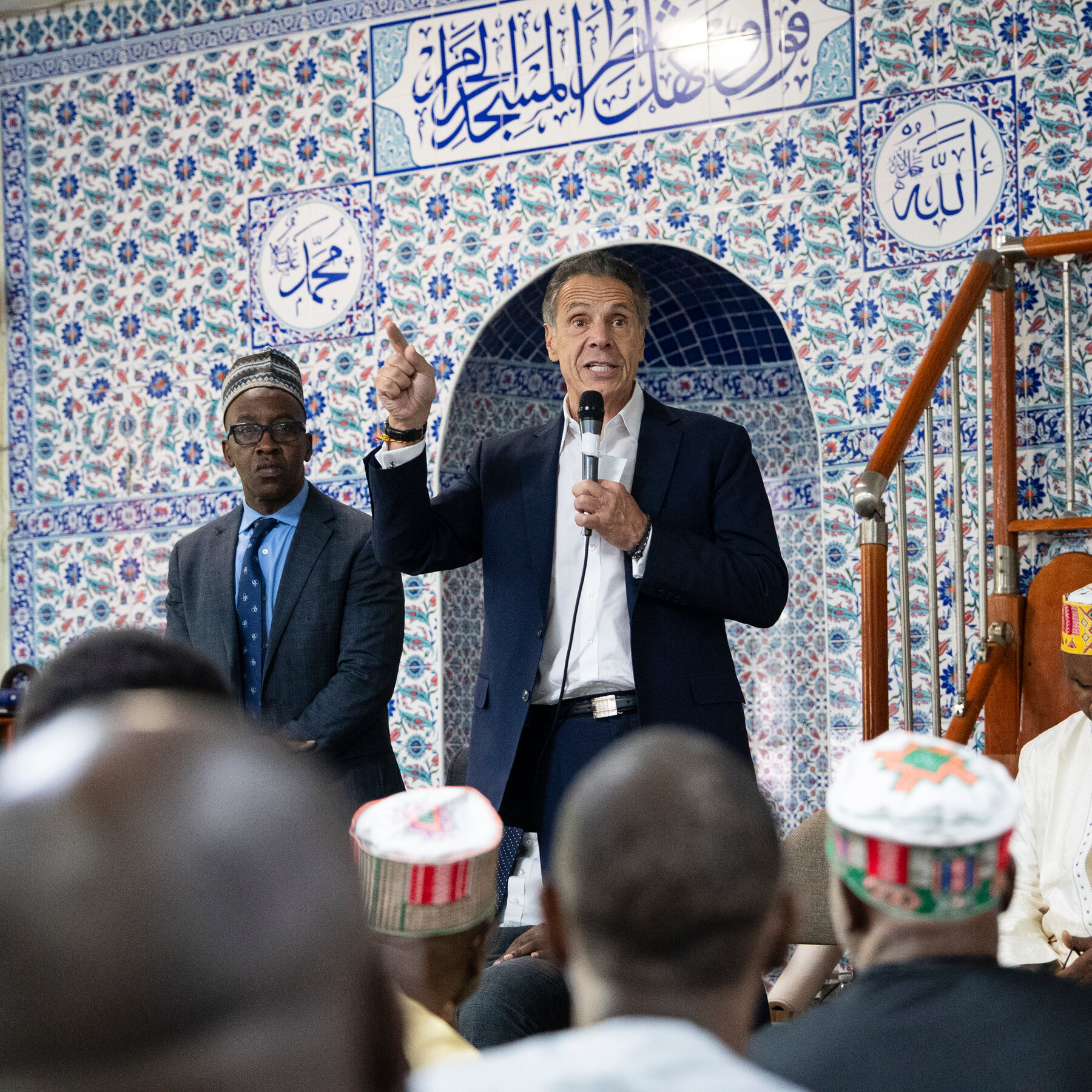 For the First Time in the Mayor’s Race, Cuomo Campaigns at a Mosque