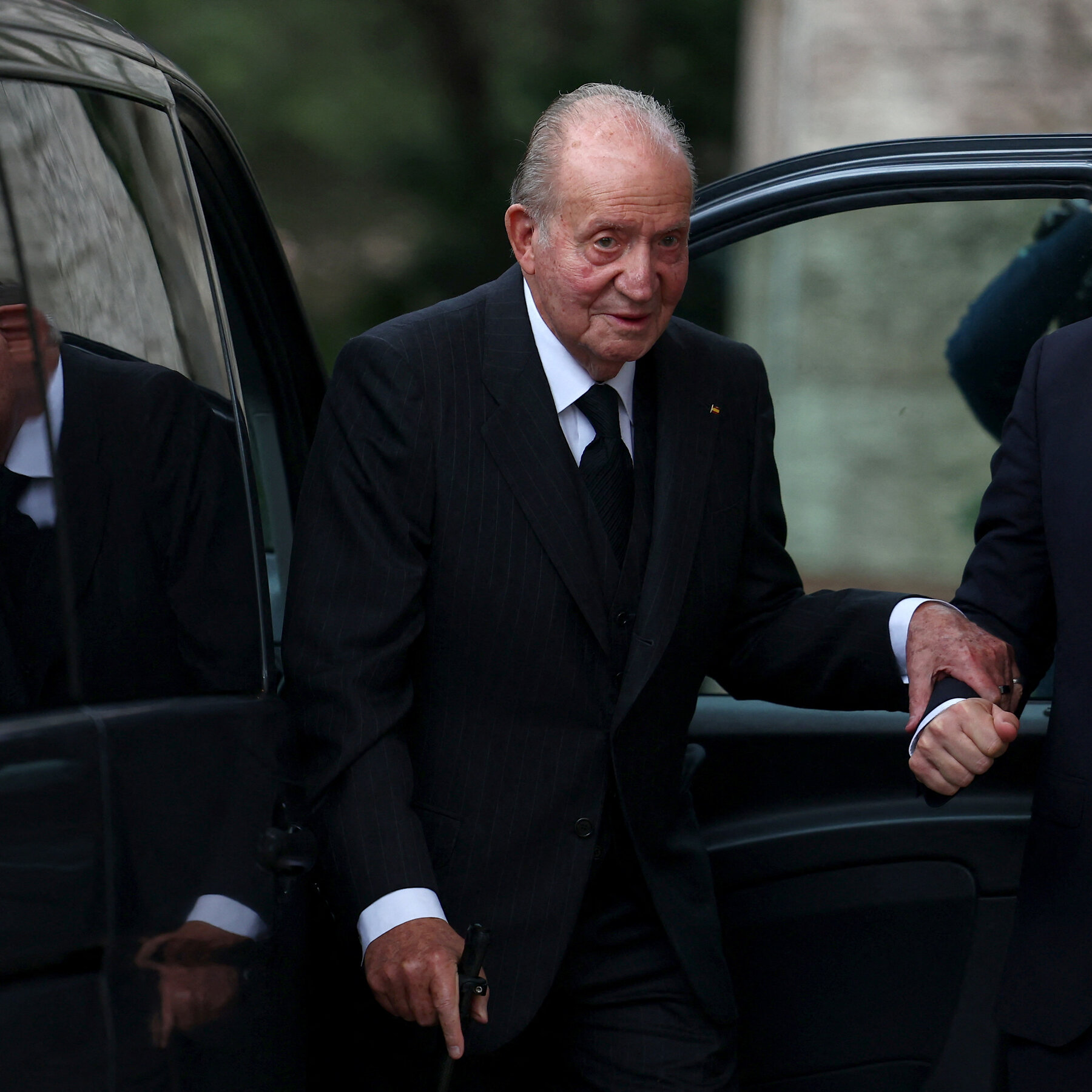 Former King of Spain, Juan Carlos, Details Death of Brother in Memoir