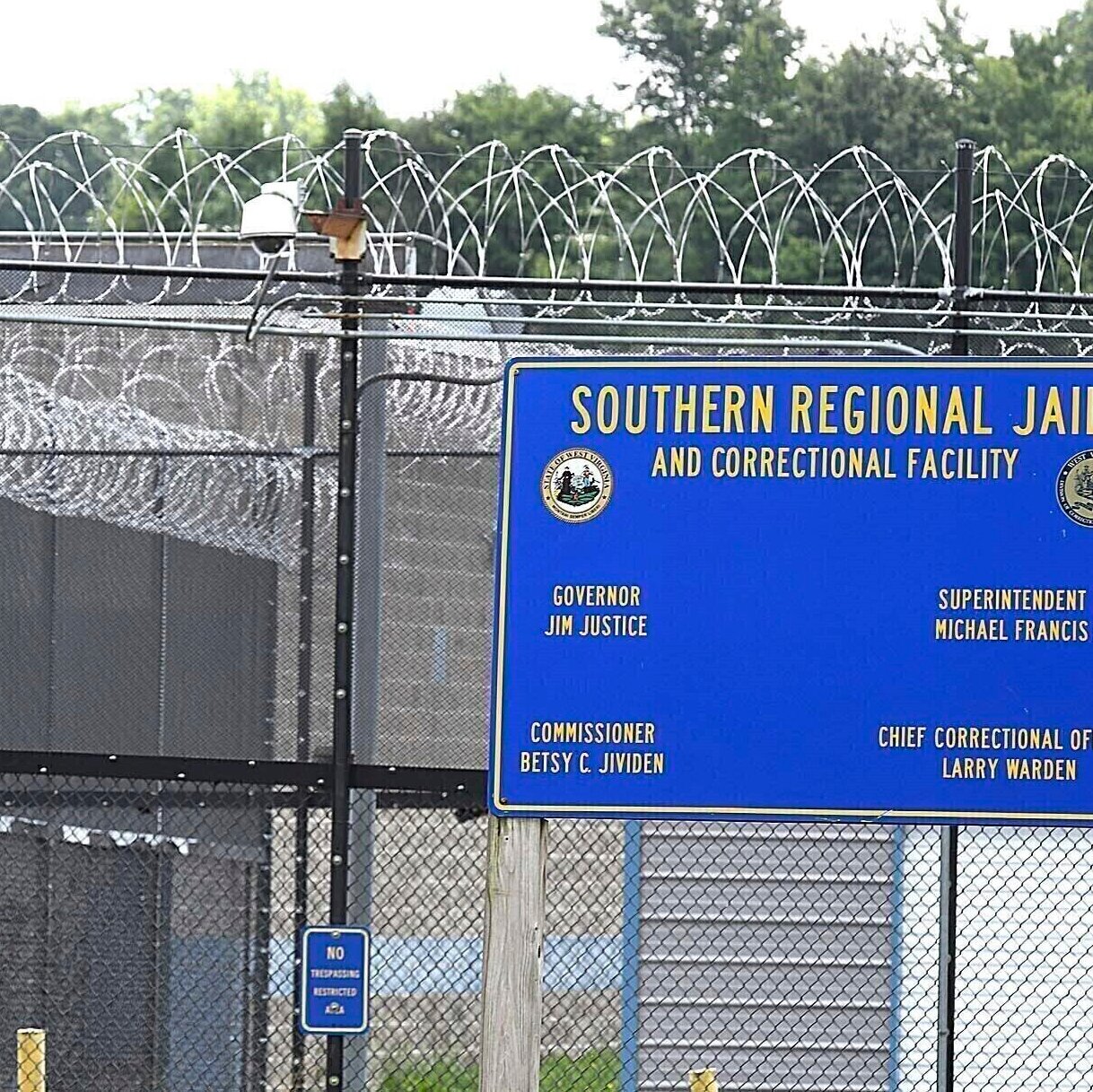 Four Ex-Jail Officers Are Sentenced in Death of West Virginia Inmate