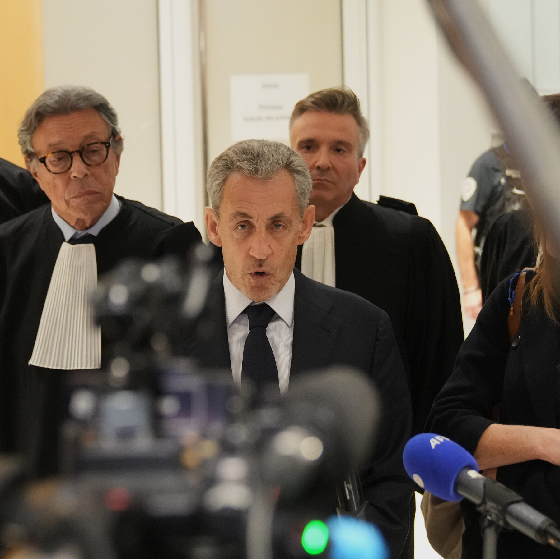 France Sends Former President Nicolas Sarkozy to Prison to Start 5-Year Sentence