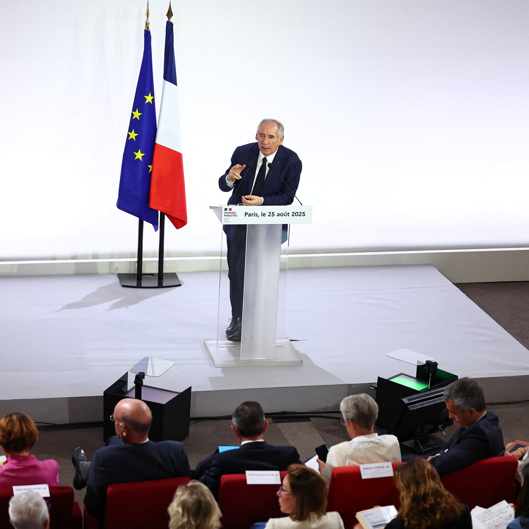 French Prime Minister Calls Special Parliamentary Session to Address Ballooning Debt