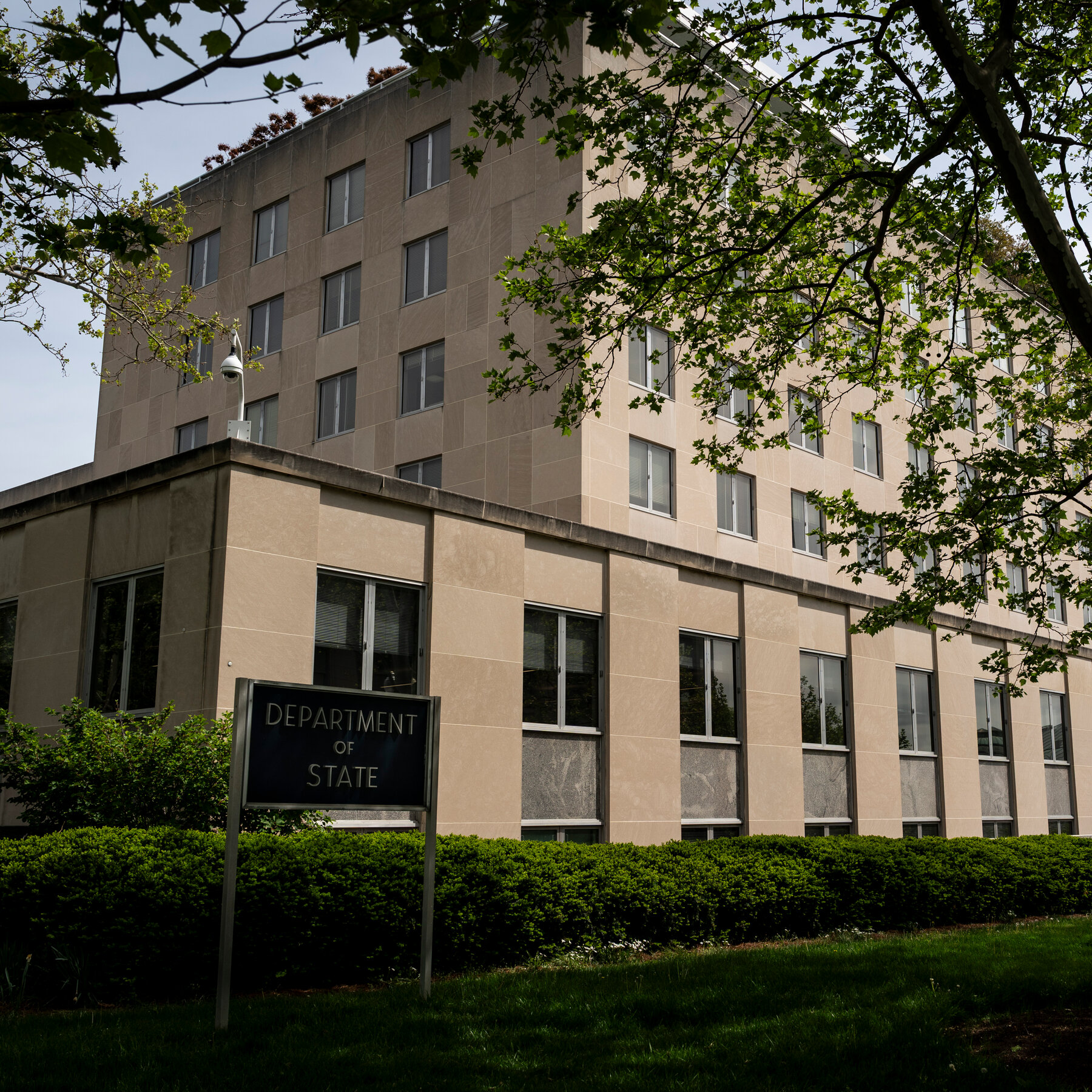 Fulbright Board Quits, Accusing Trump Administration of Political Interference