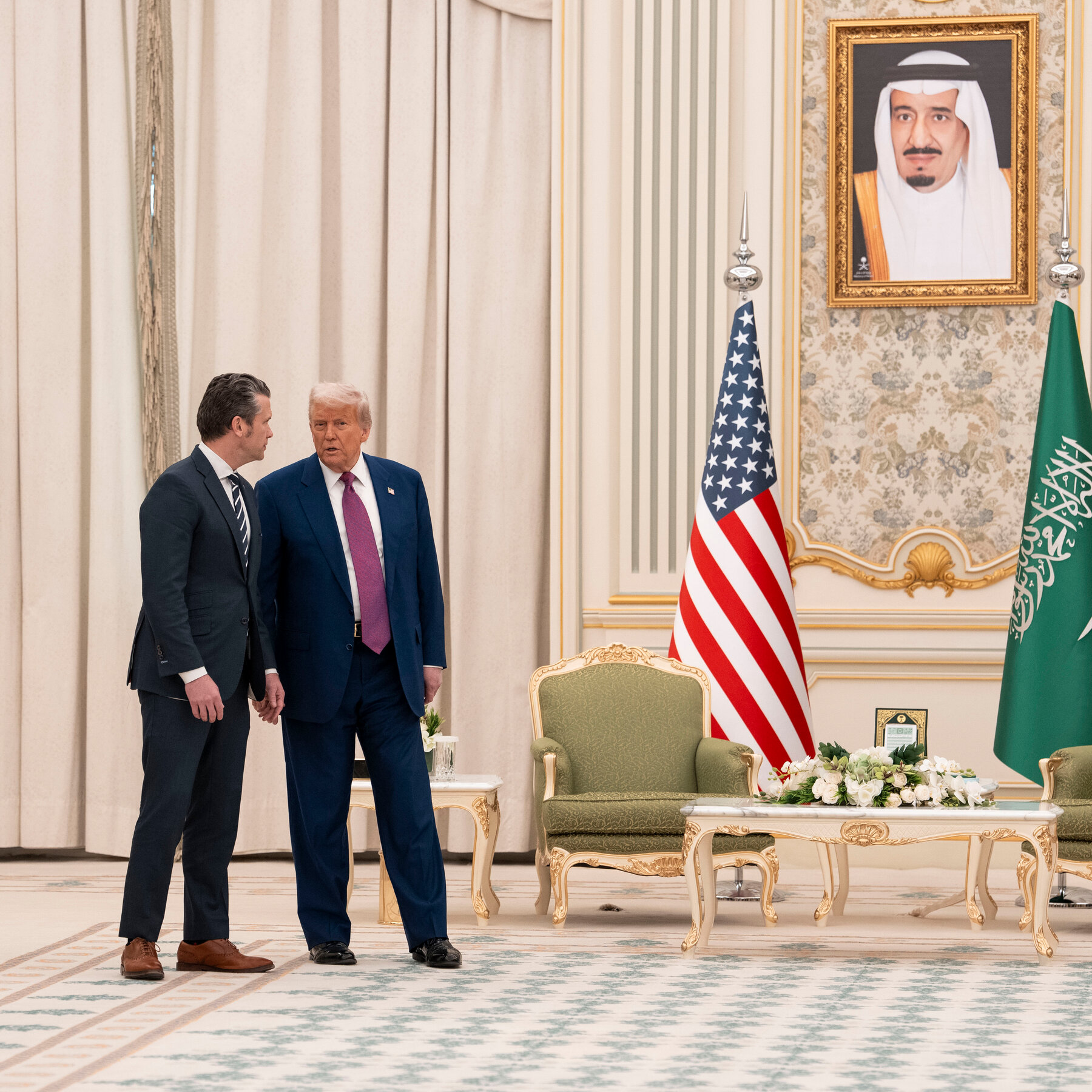 Fulfilling a Trump Pledge, U.S. Lifts Some Sanctions on Syria