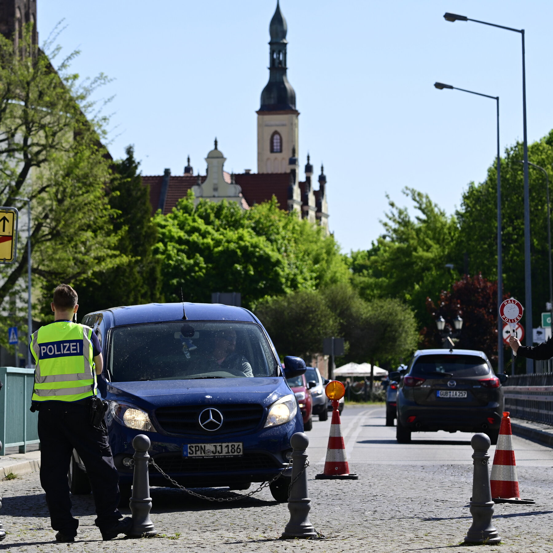 German Border Police Barred From Rejecting Asylum Seekers Arriving From E.U. Nations Without Review