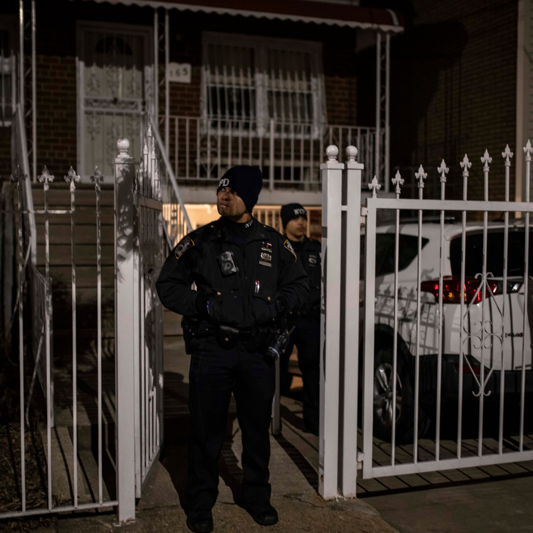 Girl, 6, Is Dead After Being Found in a Water-Filled Bathtub, Police Say