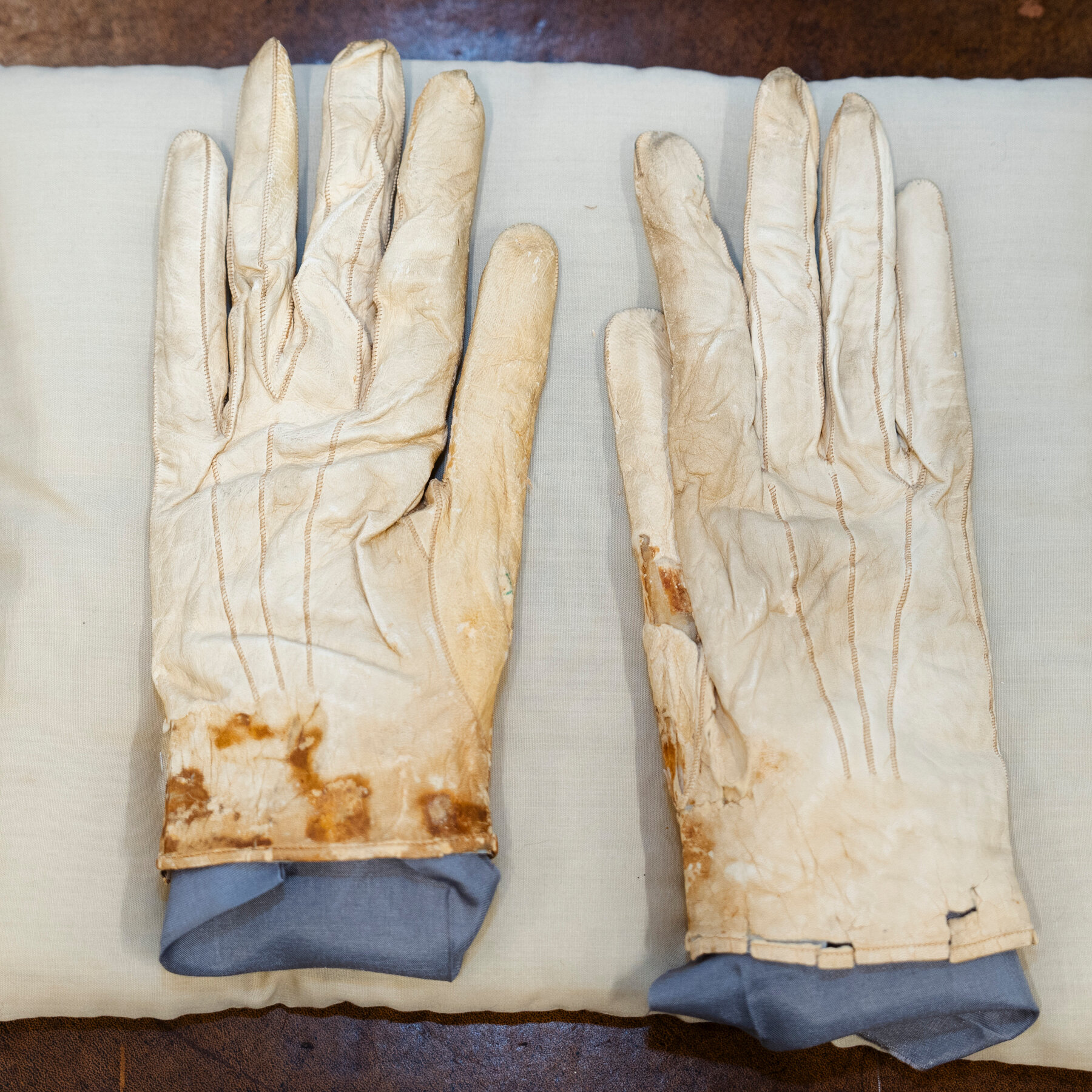 Gloves Lincoln Wore to Ford’s Theater Sell for $1.5 Million at Auction