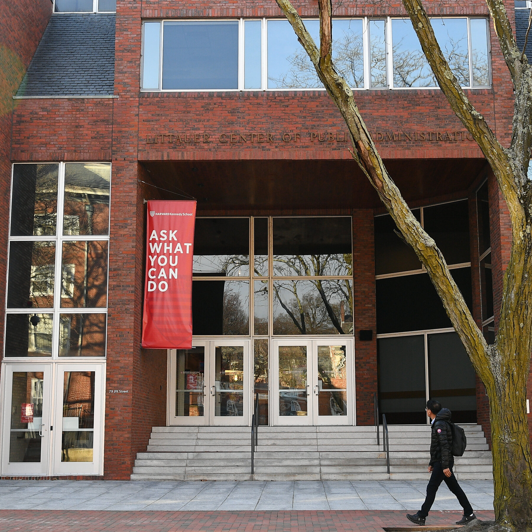 Harvard and University of Toronto Announce a Contingency Plan for Some International Students