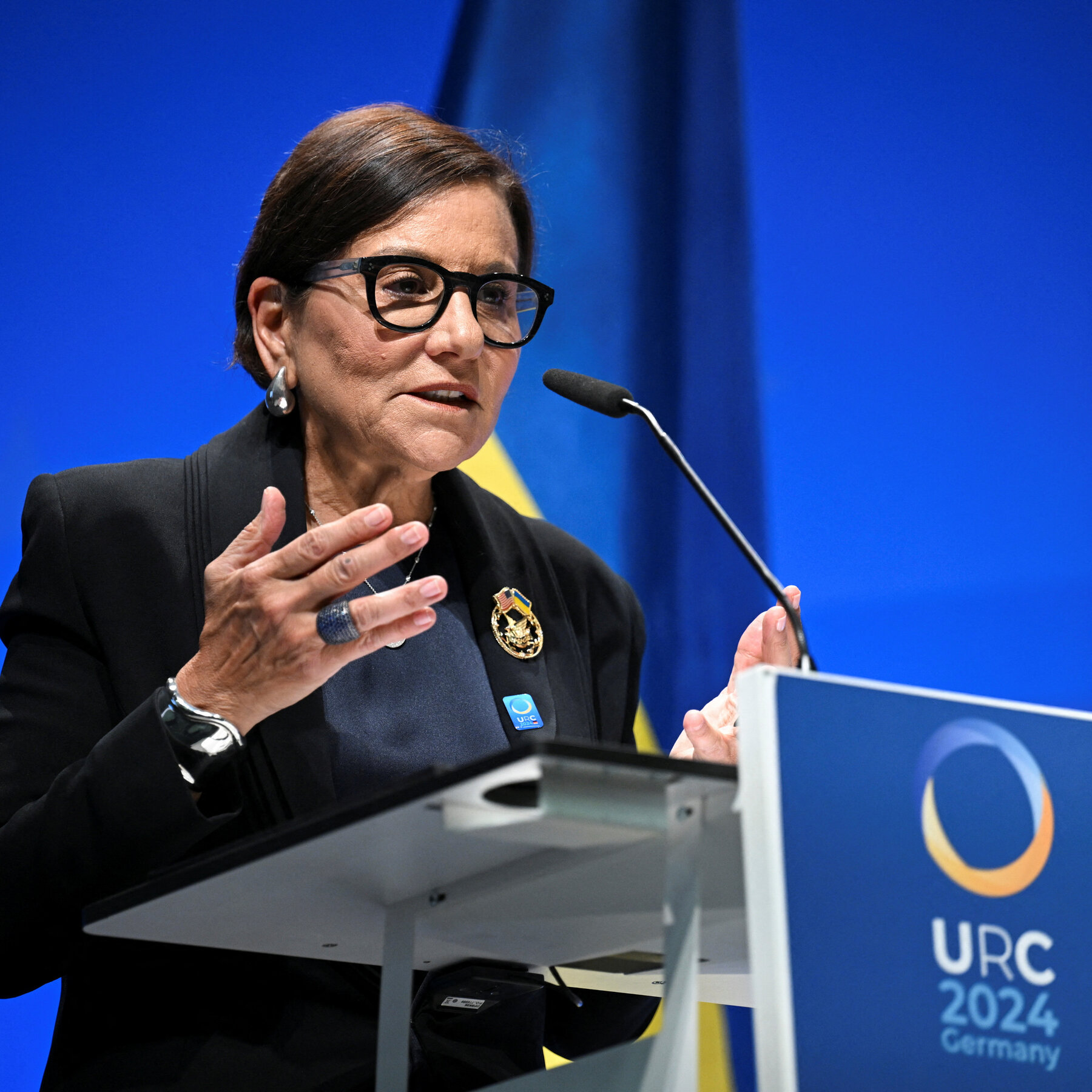 Harvard’s Leader, Penny Pritzker, Faces Intense Scrutiny in Trump Fight