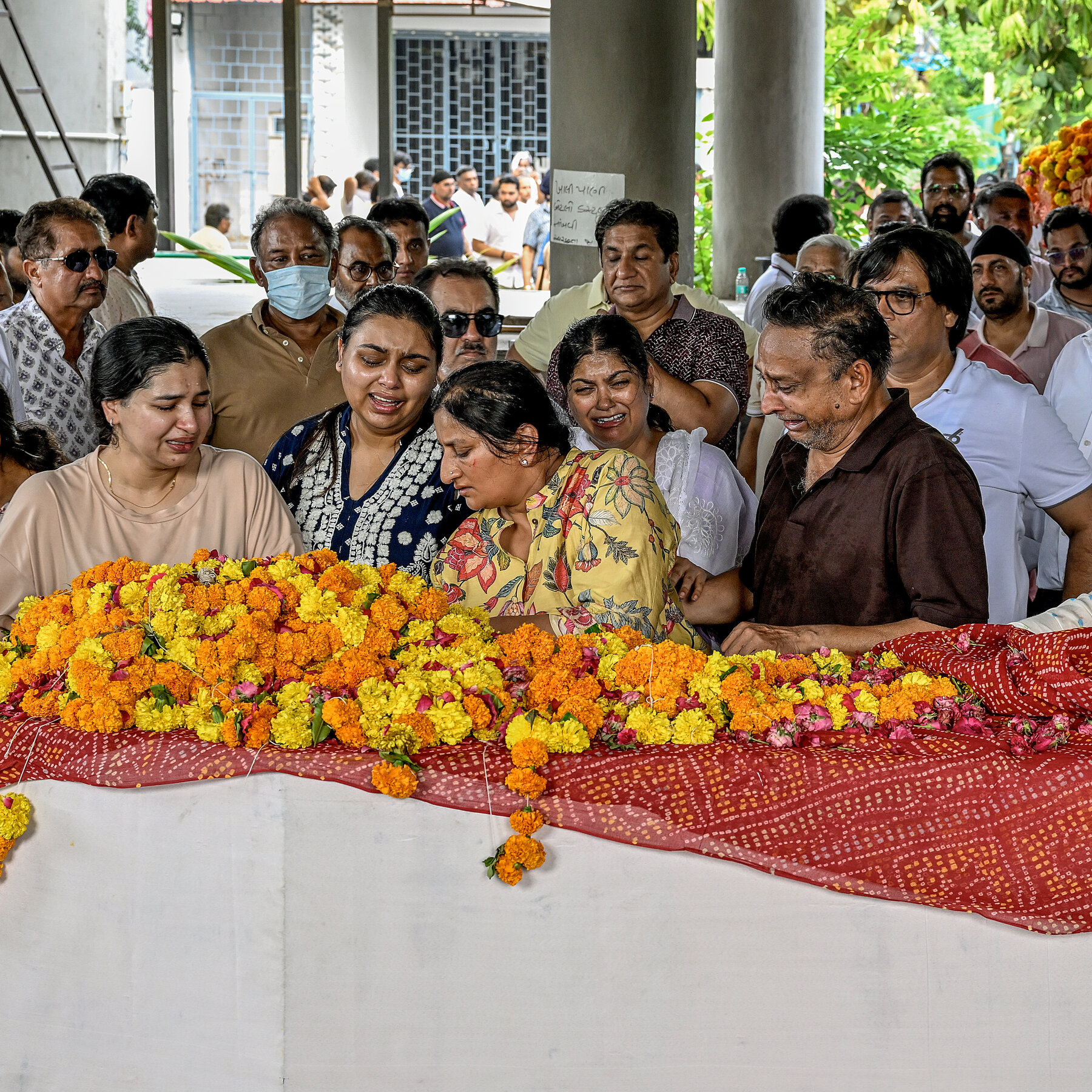 Heat of Air India Crash Hinders DNA Identification, Agonizing Relatives