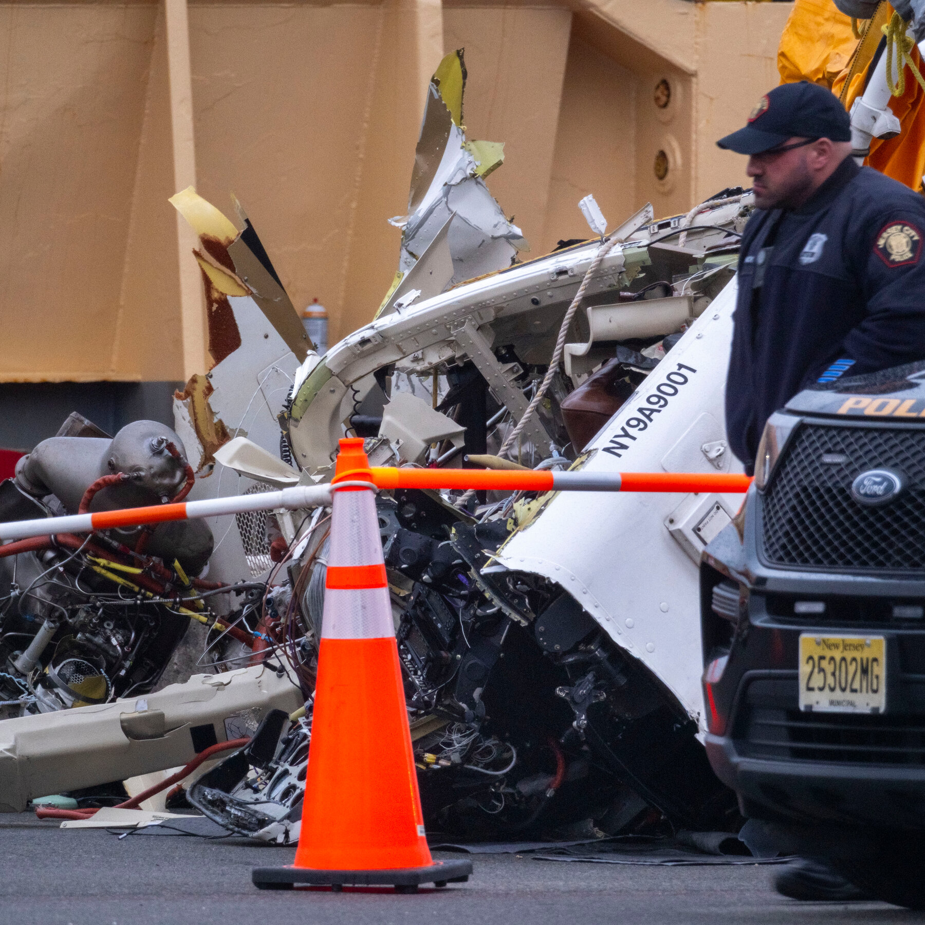 Helicopter Broke Apart Before Crashing Into Hudson River, Report Says
