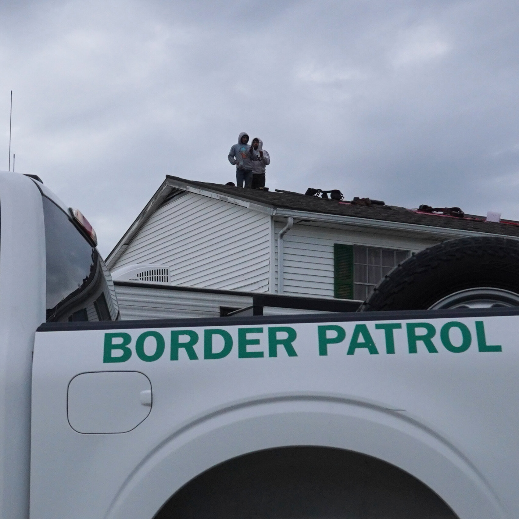 Her Roof Was About to Be Fixed. Then Immigration Agents Showed Up.
