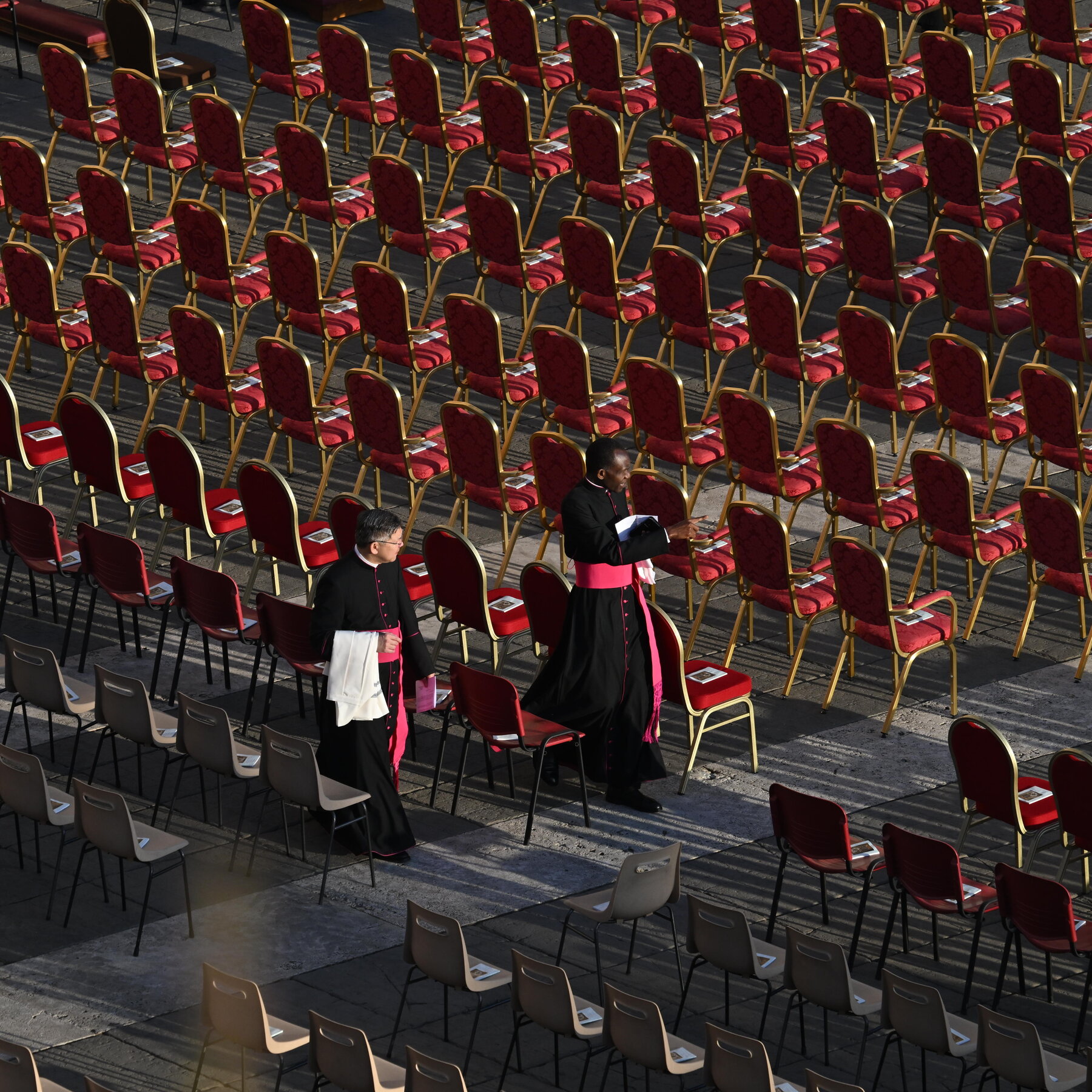 Here’s Where Trump, Biden and Other Dignitaries Are Sitting at Pope Francis’ Funeral