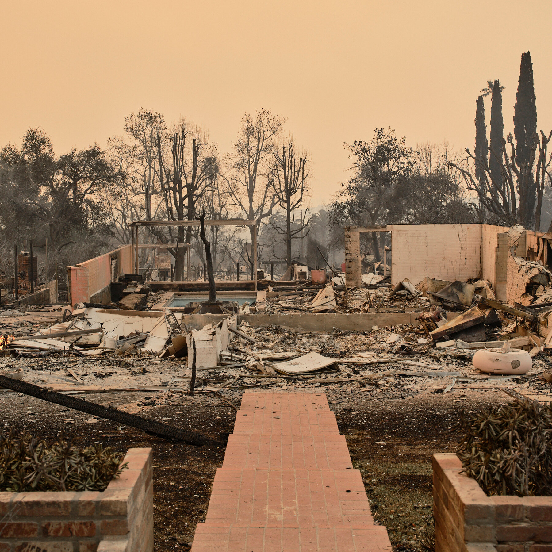 Hit by Wildfire? Here’s How to Deal With Insurers and FEMA.
