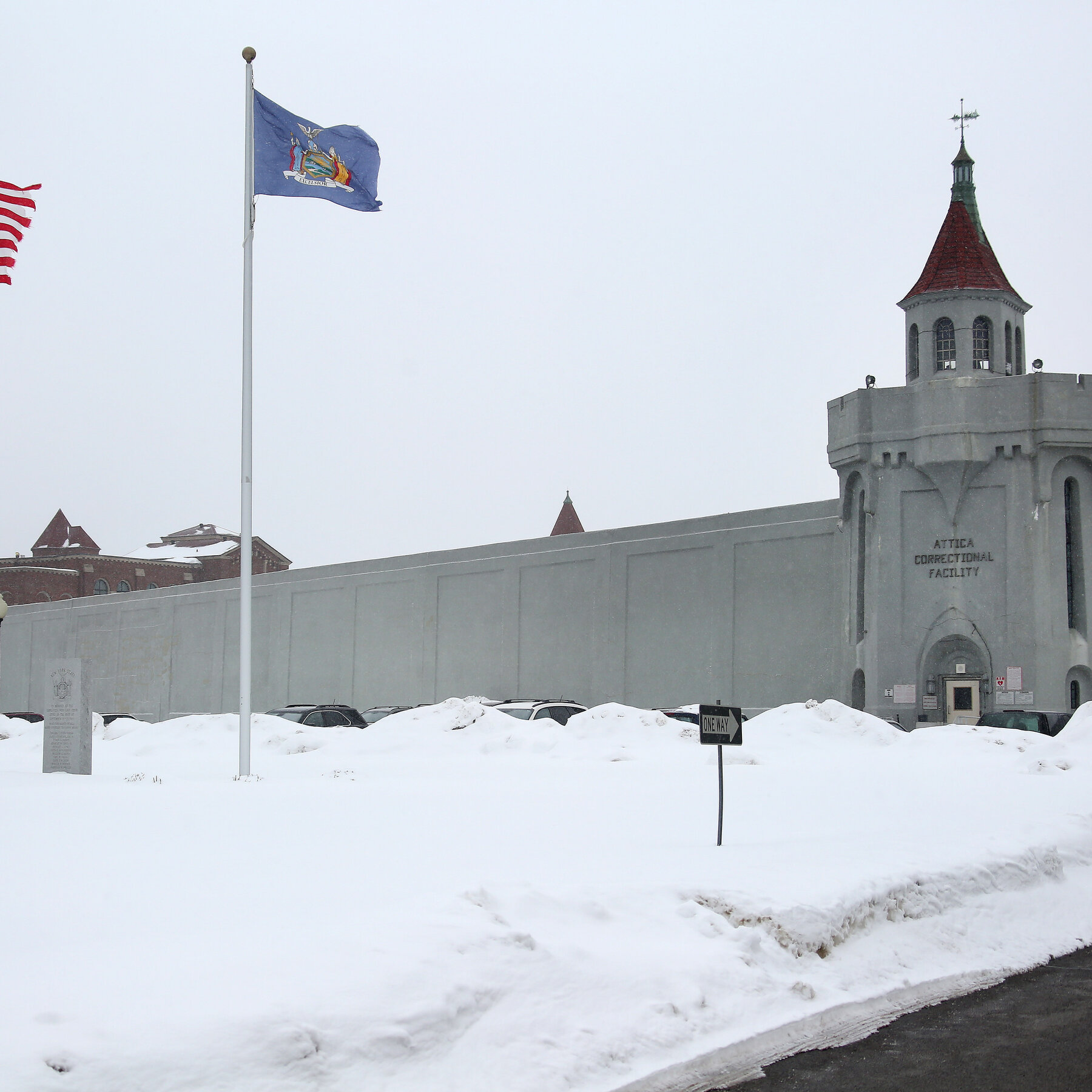 Hochul May Deploy National Guard as Wildcat Strikes Hit 25 N.Y. Prisons
