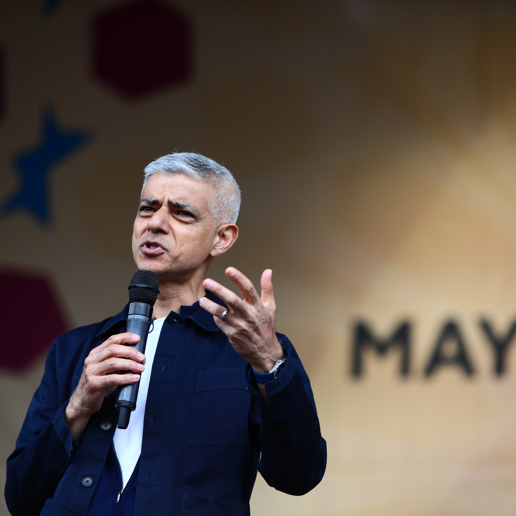 ‘Hope Won’: Sadiq Khan, London’s Mayor, Congratulates Mamdani