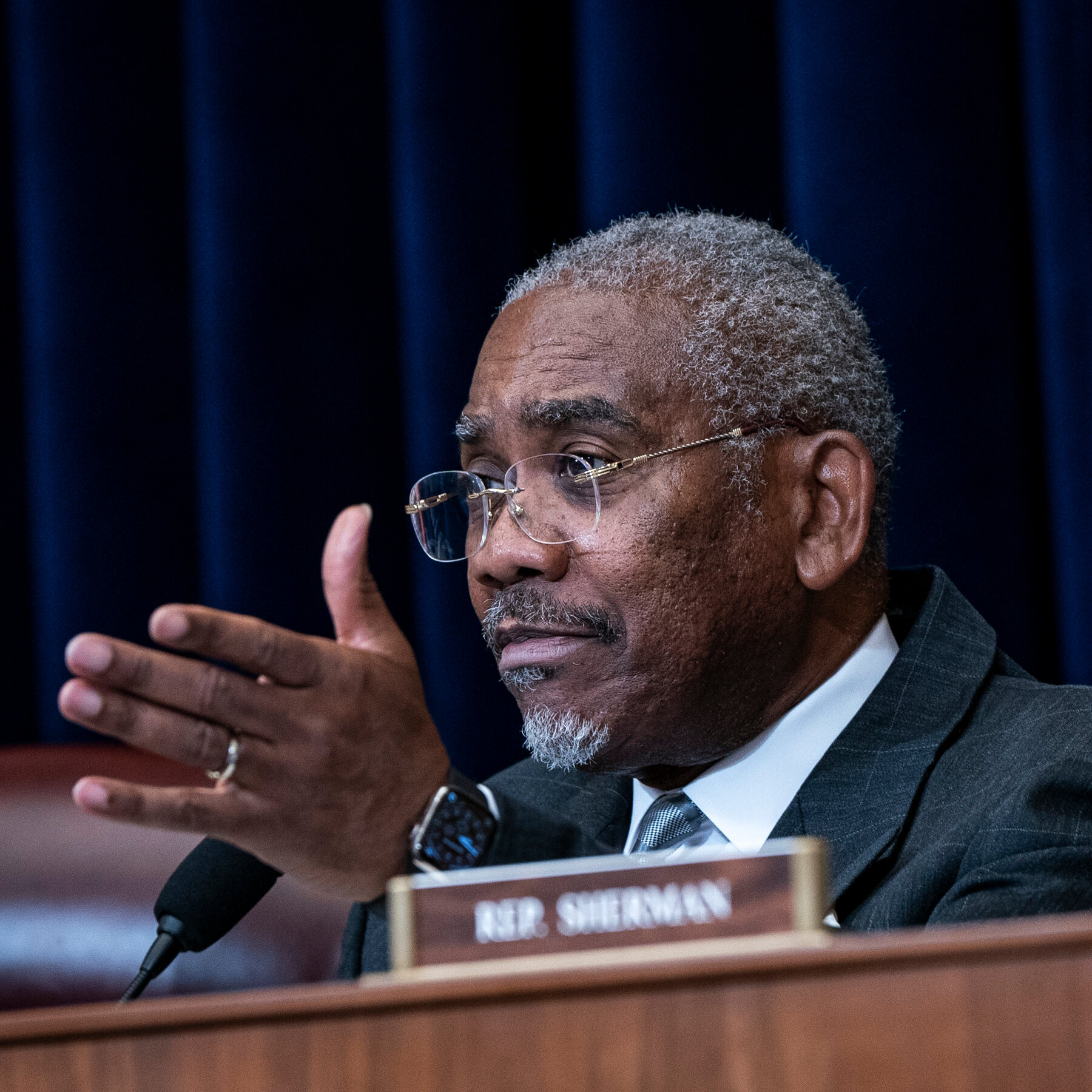 House Democrats Press for Vote to Bar Military Action in Venezuela