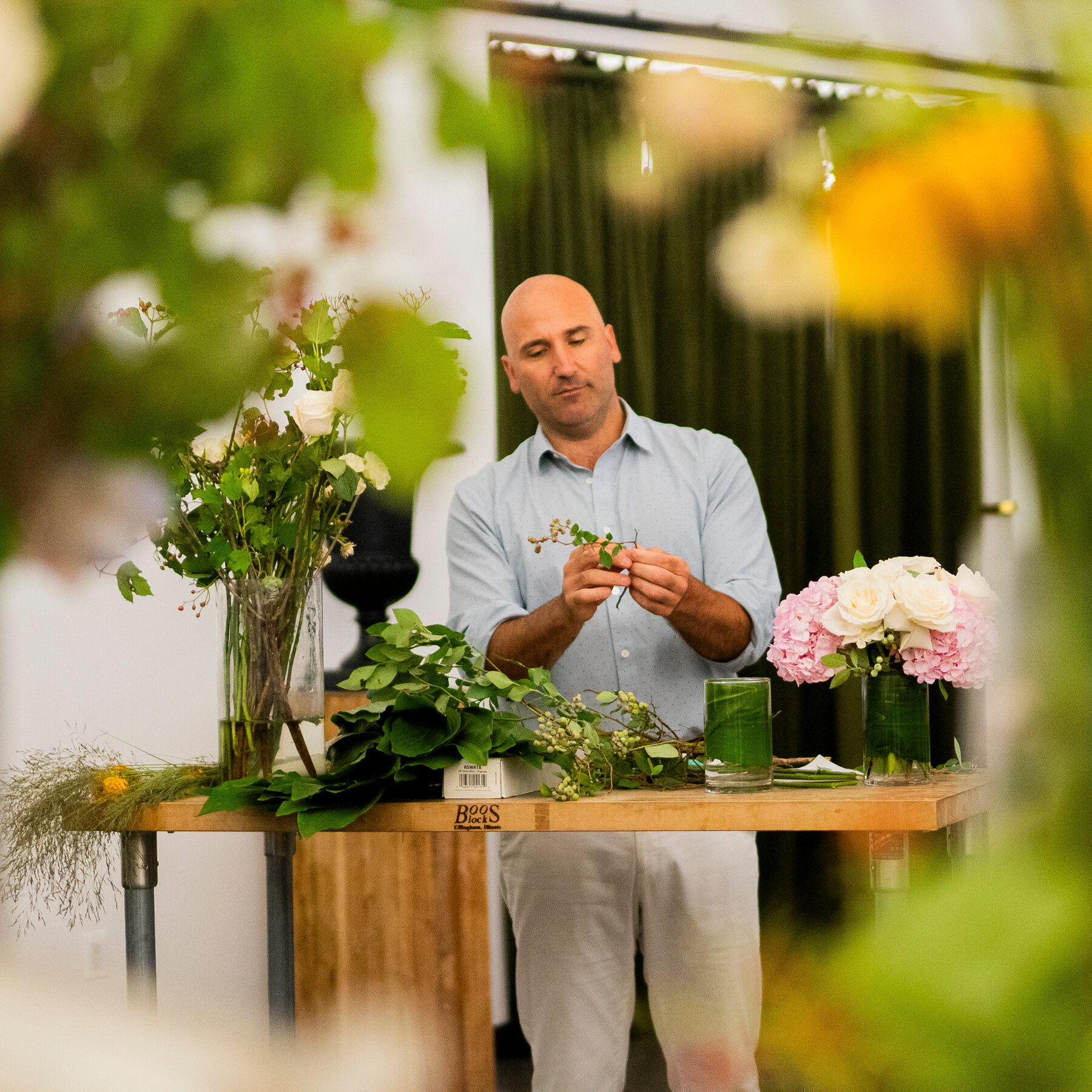 How Calvert Crary, of FlowerSchool New York, Spends His Day With Roses
