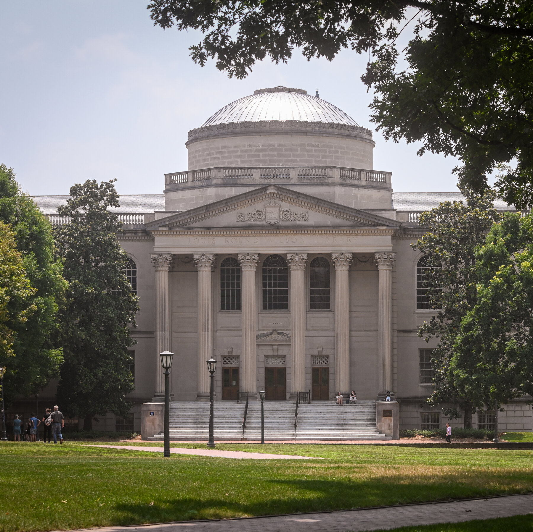 How College Financial Troubles Could Reshape Student Life