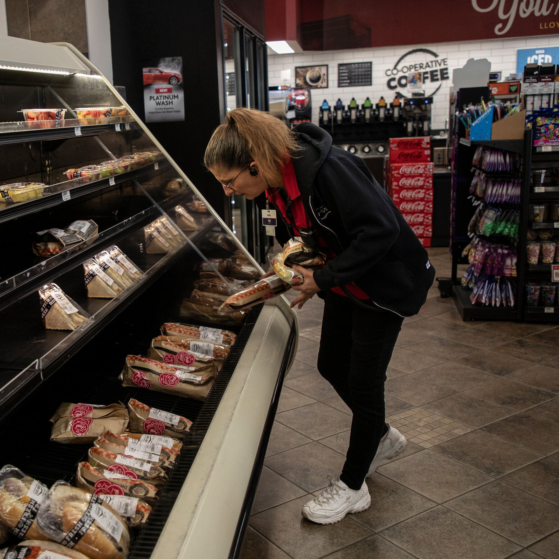 How Sandwiches in Canada’s Lloydminster Became a Test for Domestic Trade
