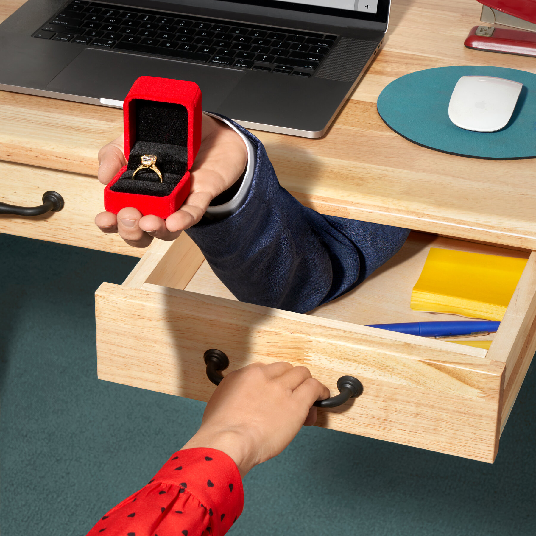 How to Disclose an Office Romance