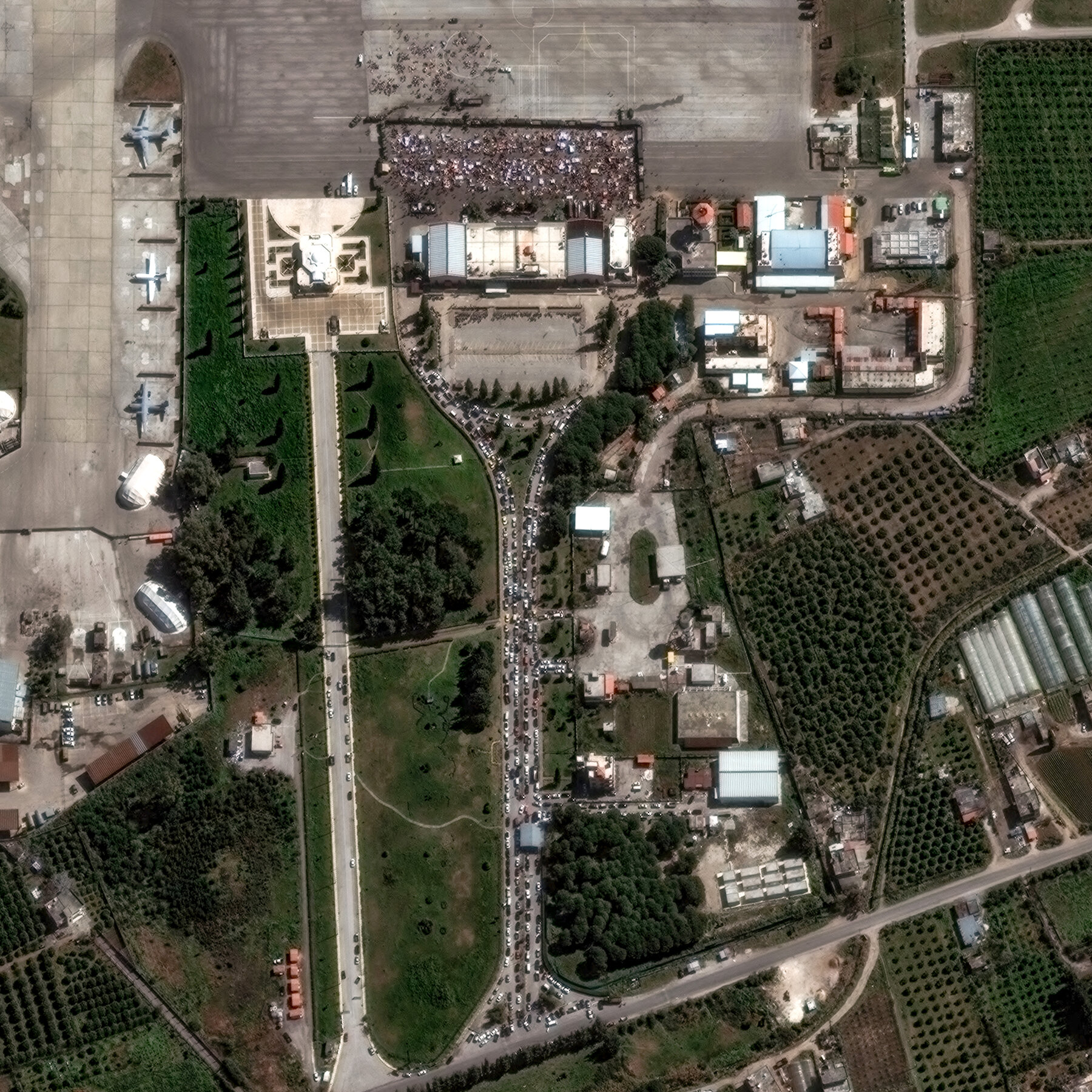 Hundreds of Civilians in Syria Take Shelter at Russian Air Base