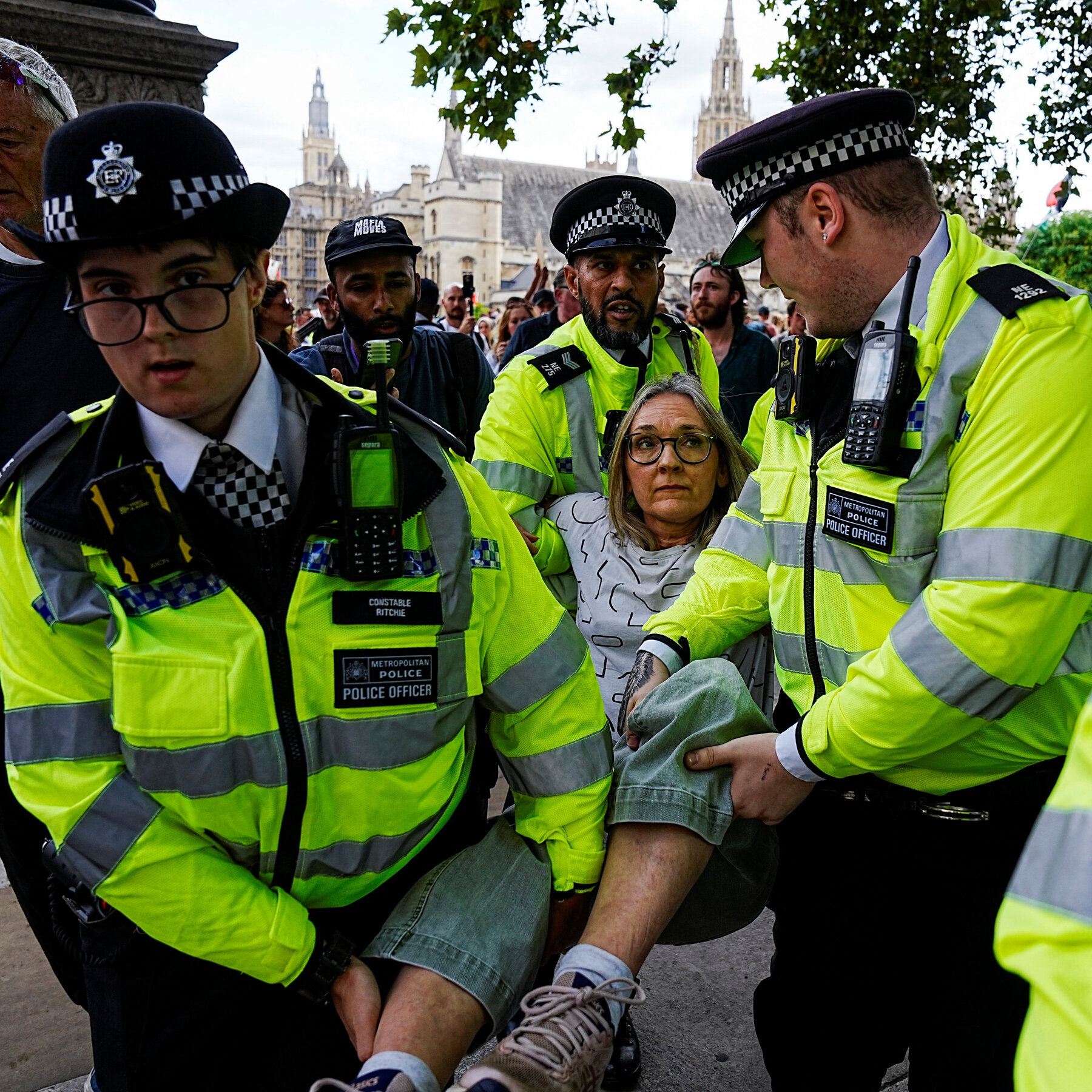 Hundreds of Pro-Palestinian Protesters Arrested in London on Terrorism Charges
