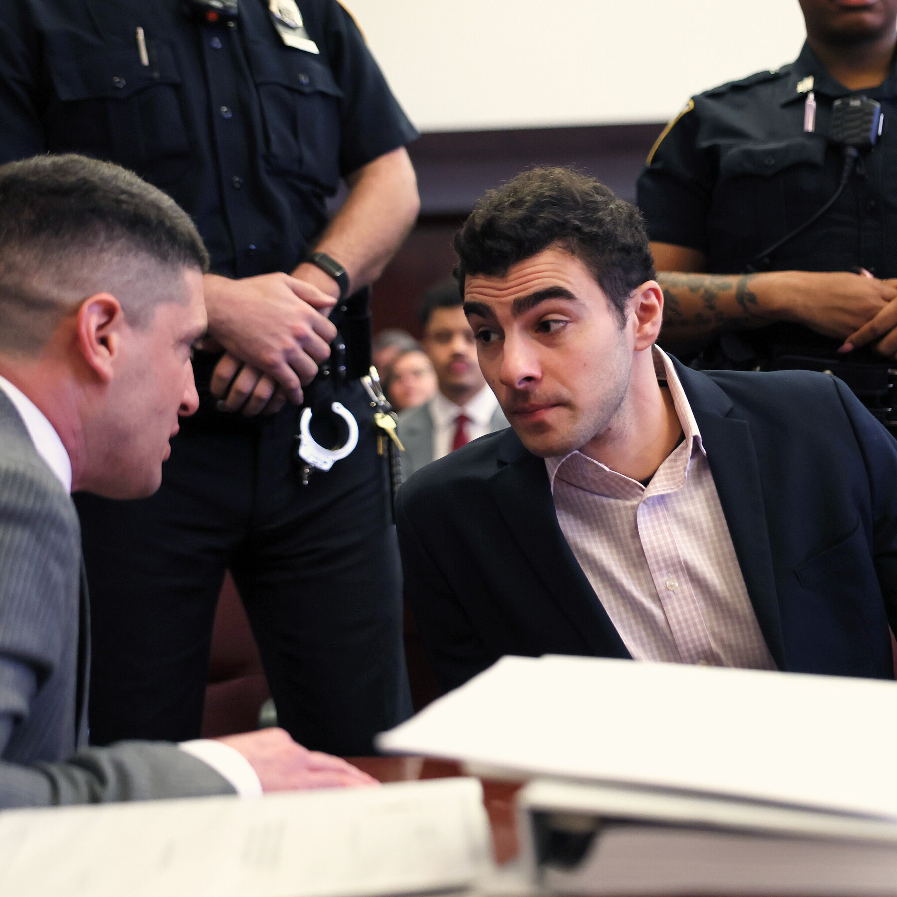 ‘I Knew It Was Him’: Officer Recalls Confronting Mangione at McDonald’s