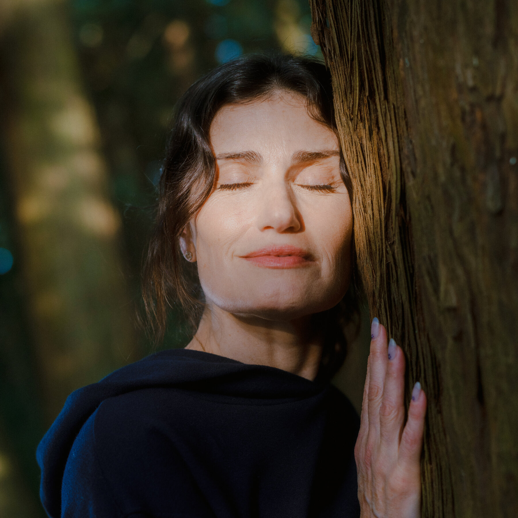 Idina Menzel Played Elphaba and Elsa. Now She’s Back on Broadway.