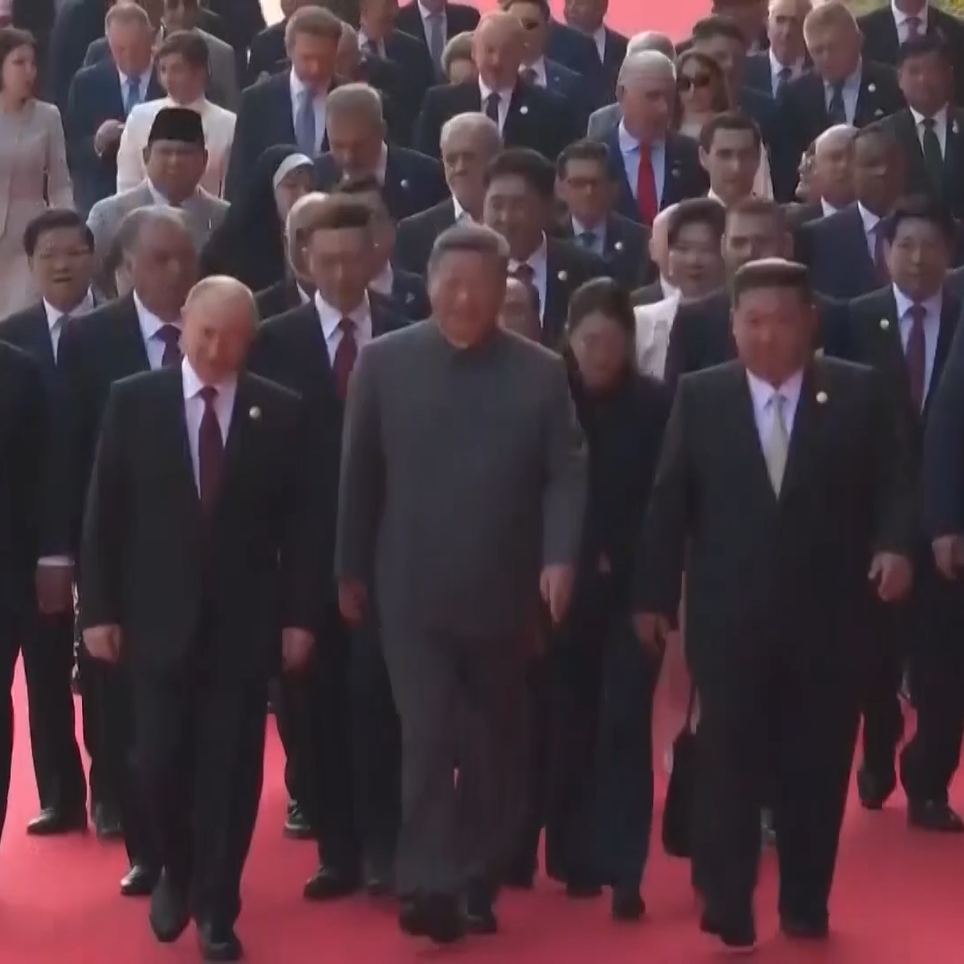 In a ‘Hot Mic’ Moment, Xi and Putin Muse About Immortality and Organ Transplants