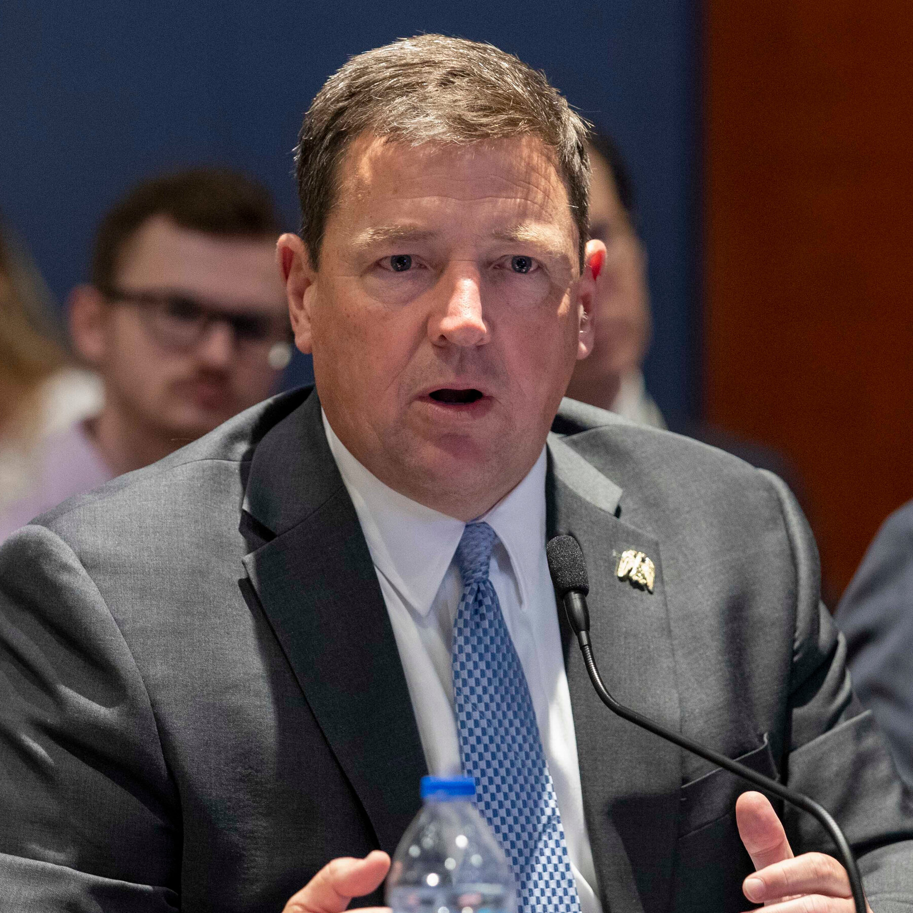 In farewell email, Ed Martin discloses that he faces an ethics investigation.