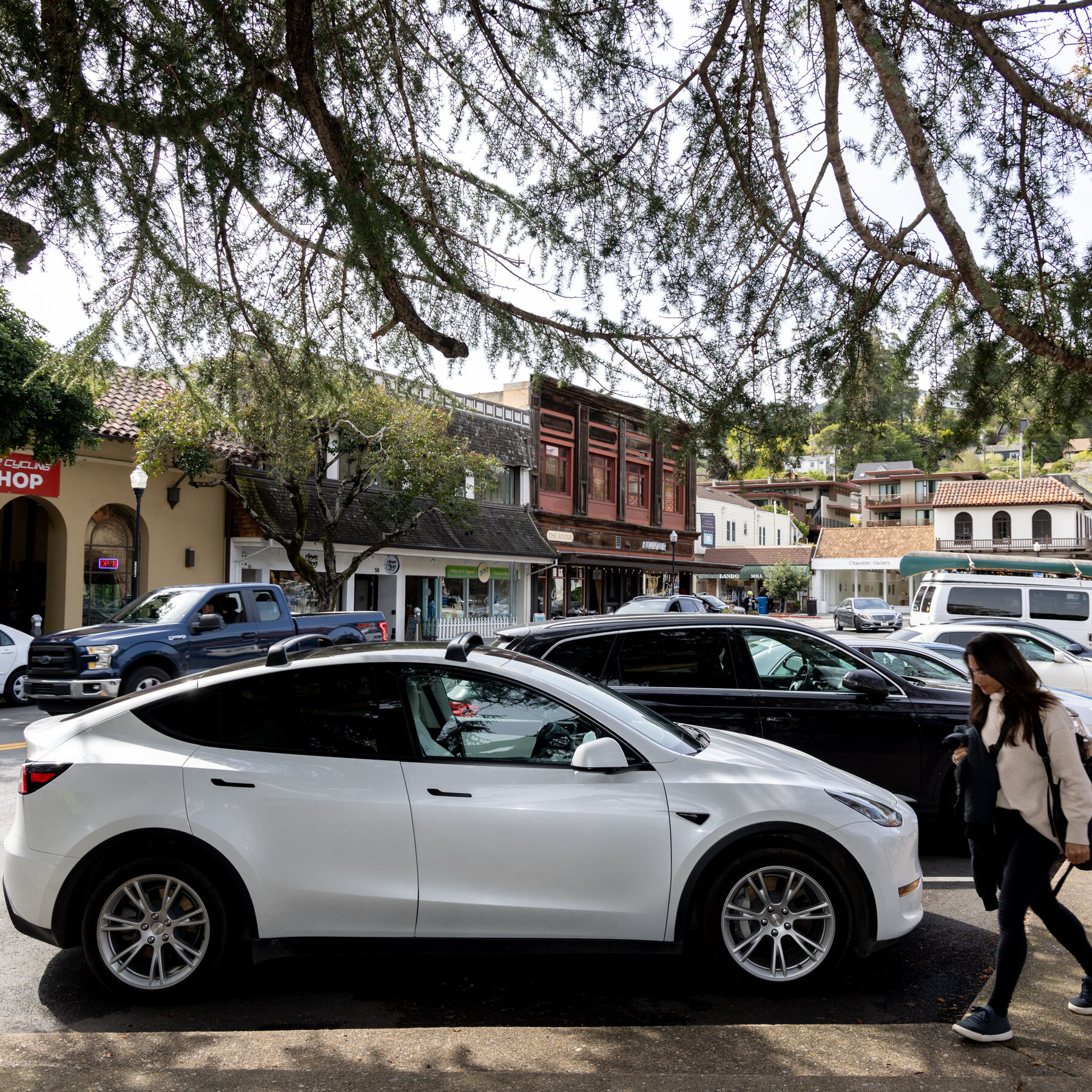 In Marin County, There’s Trouble in Teslaville