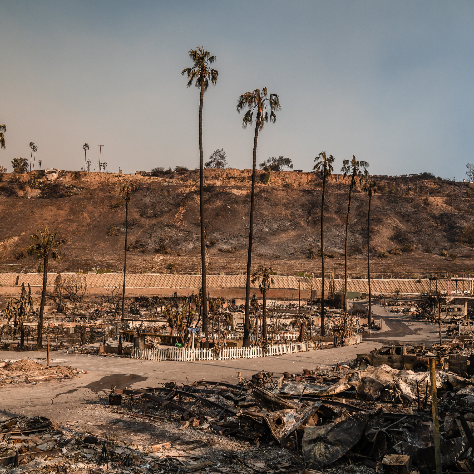 In One of L.A.’s Richest ZIP codes, Food Service Workers Also Lost Their Homes