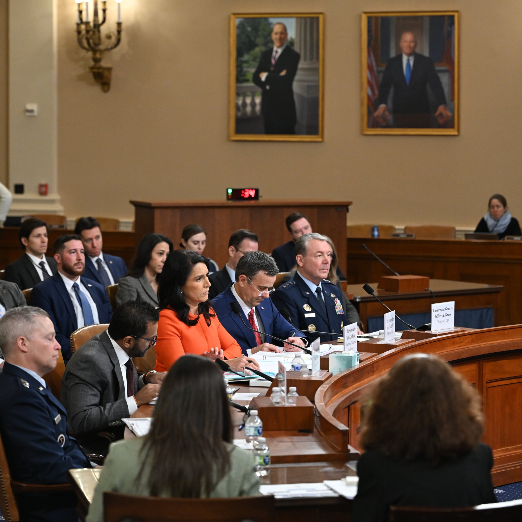 Intelligence Officials Face a Fresh Round of Questions About Signal Leak