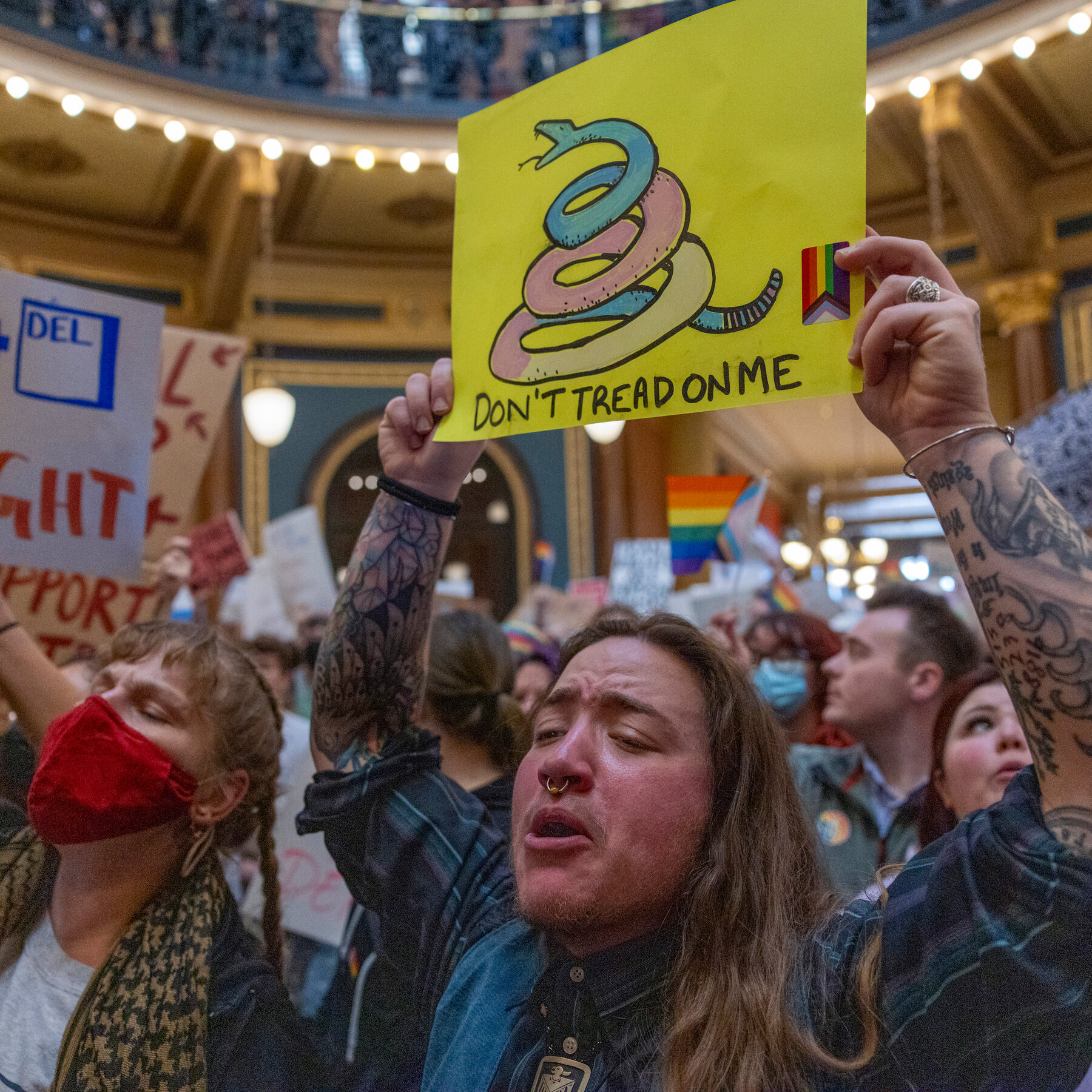 Iowa Lawmakers Pass Bill to Eliminate Transgender Civil Rights Protections