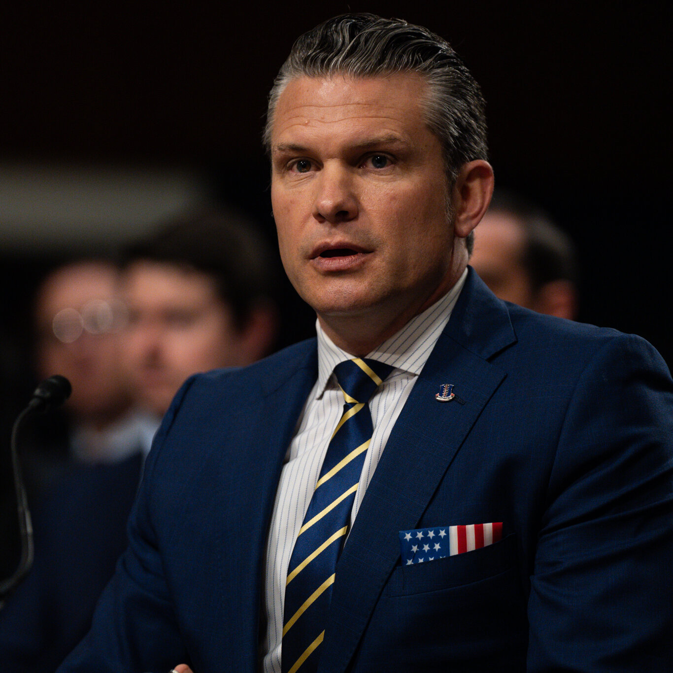 Iran Crisis Overshadowed as Senators Squabble at Hearing