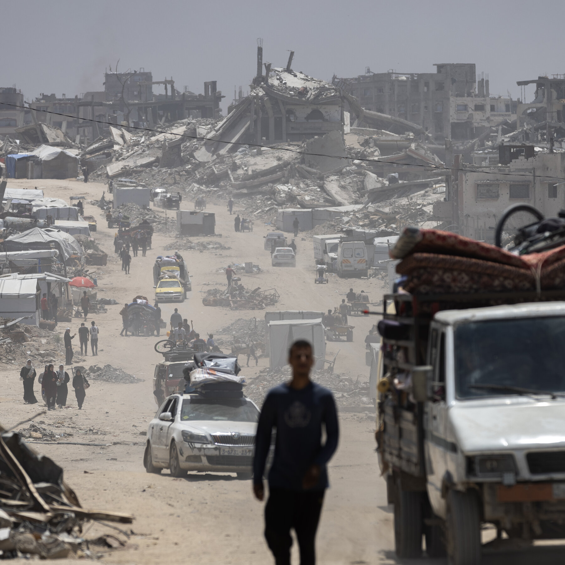 Israel Announced a New Invasion of Gaza. Is It Bluffing?