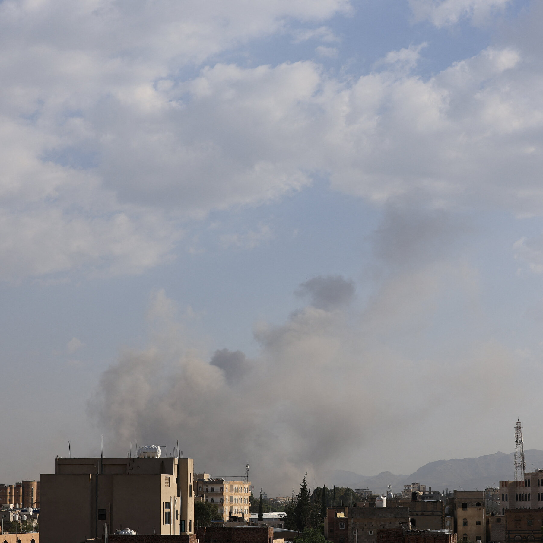 Israel Attacks Houthi Targets in Yemeni Capital